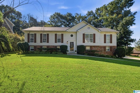 Photo of 134 Amber Trace, TRUSSVILLE, AL 35173 (MLS # 21463743)