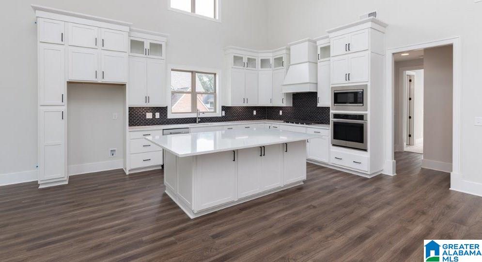 1542 OLIVEWOOD DRIVE