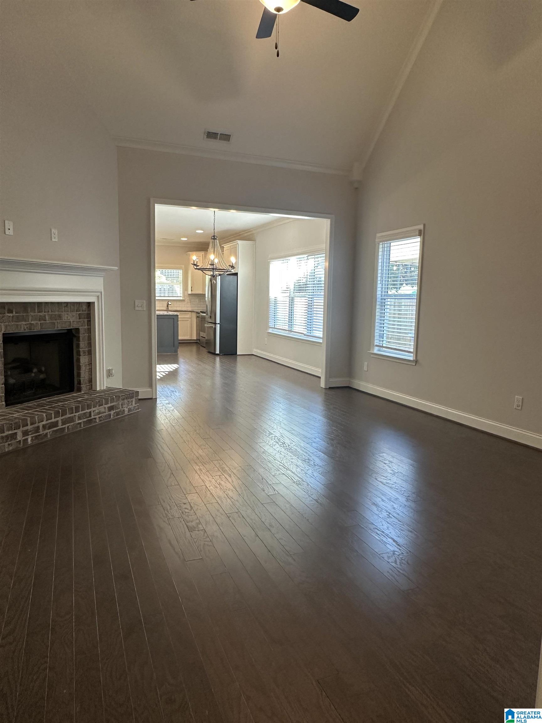 2090 SPRINGFIELD DRIVE