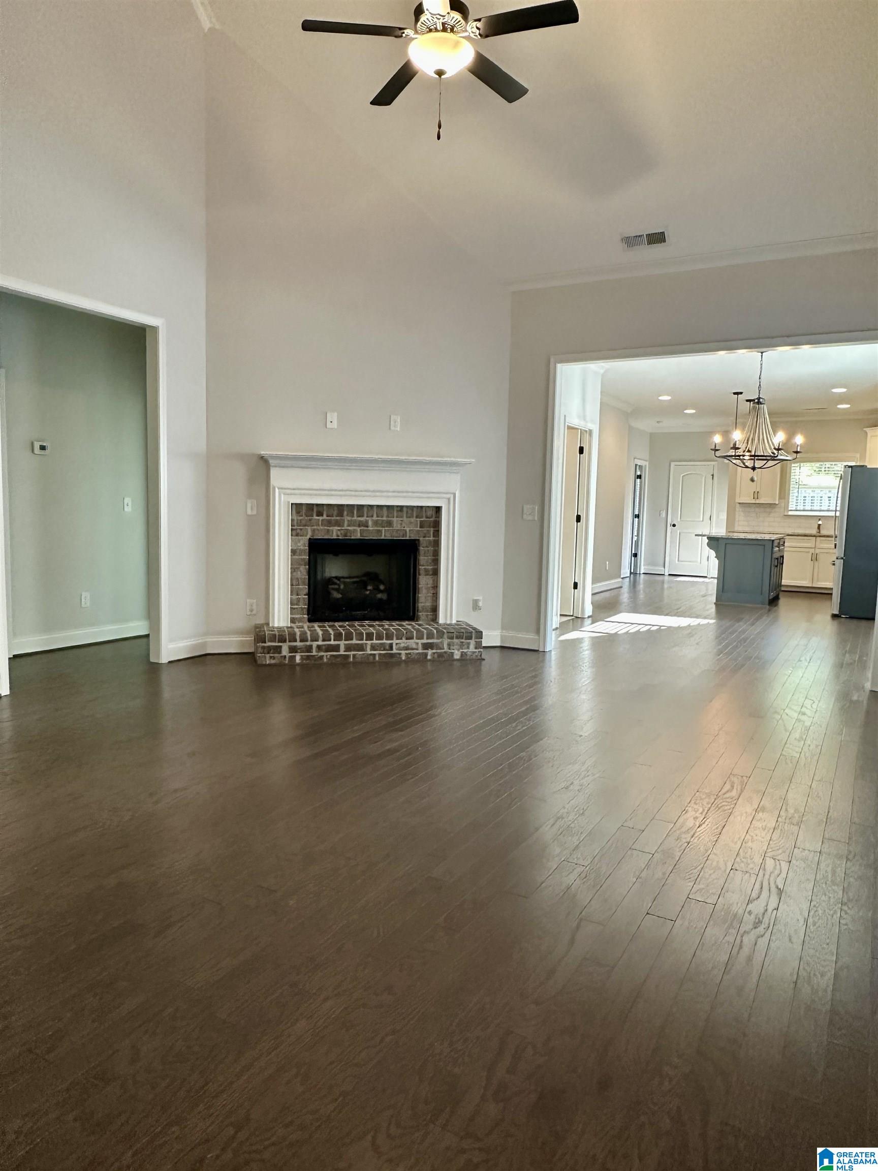 2090 SPRINGFIELD DRIVE