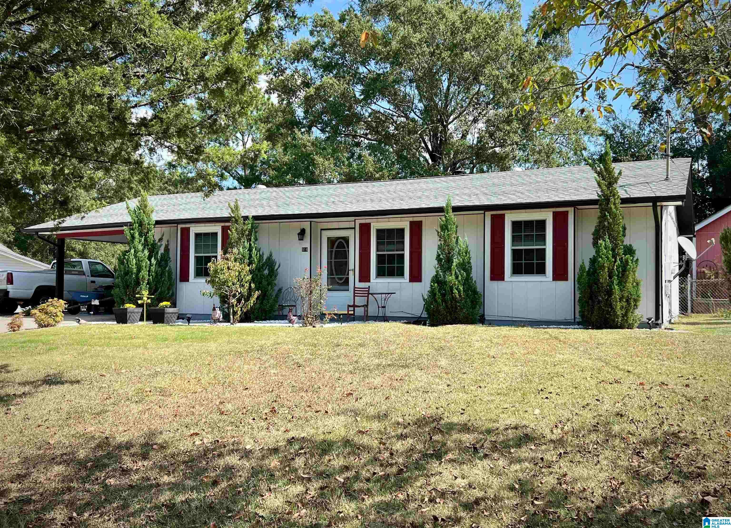 914 MITCHELL DRIVE
