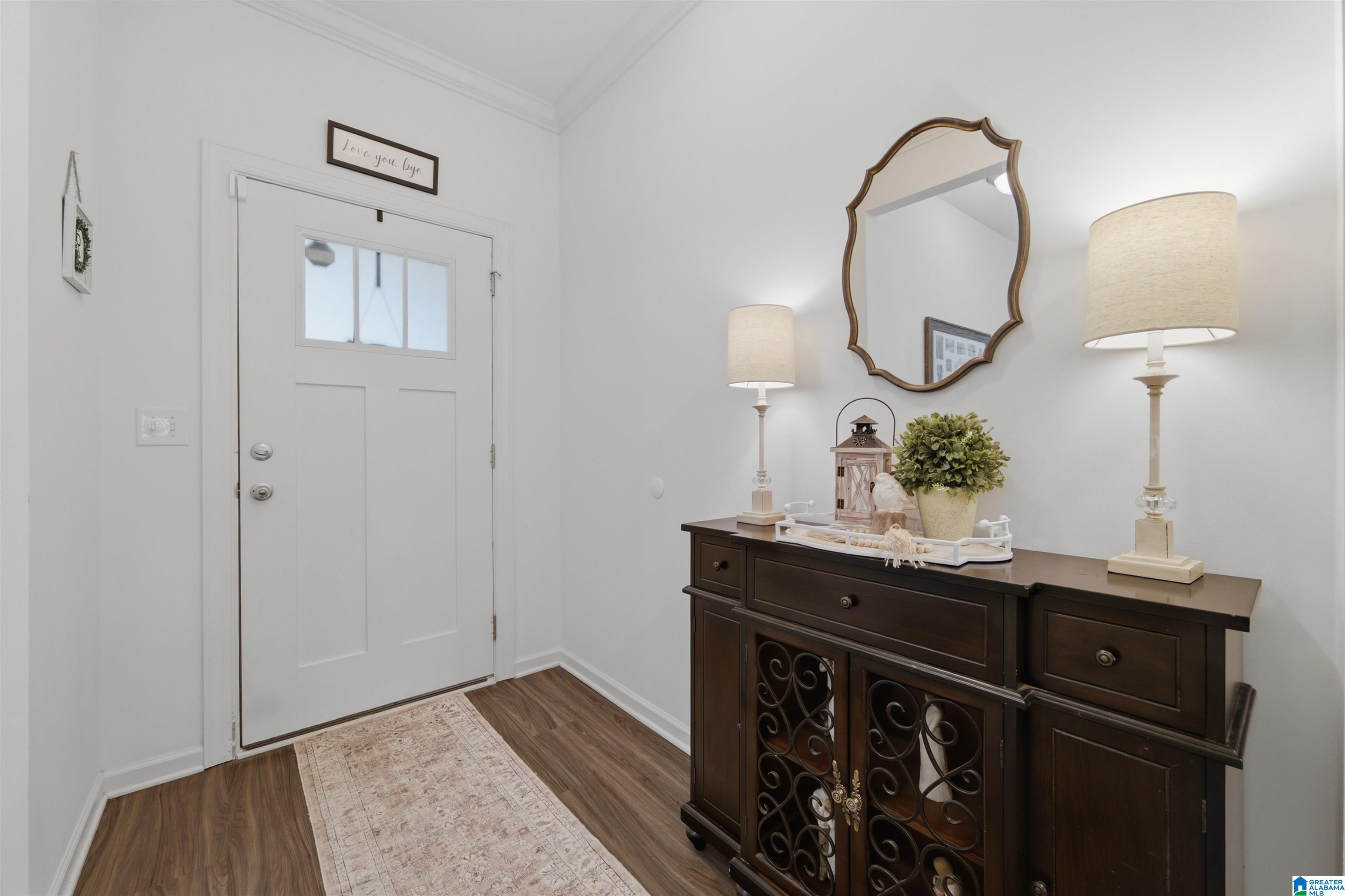 213 CREEKSIDE COURT