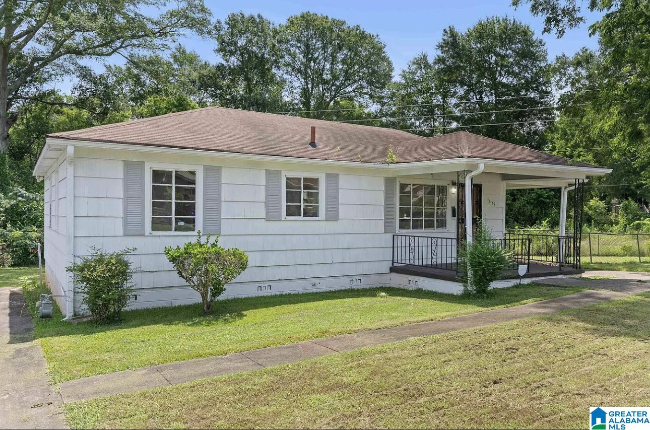 Photo 1 of 11 — 1669 18TH STREET SW, BIRMINGHAM, AL 35211