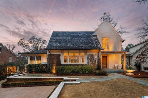 735 EUCLID CIRCLE MOUNTAIN BROOK AL 35213