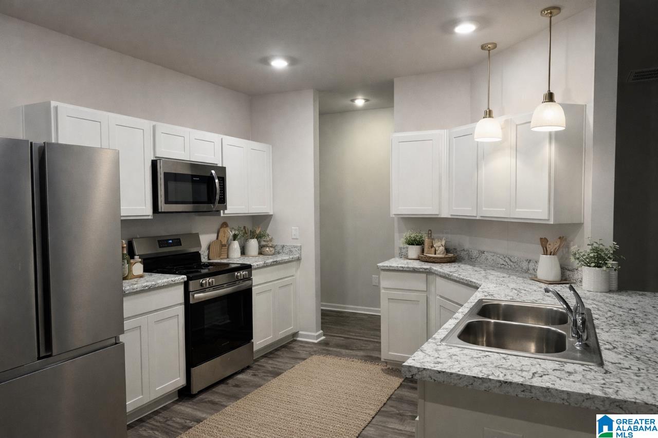 9060 BROOKHAVEN LANE