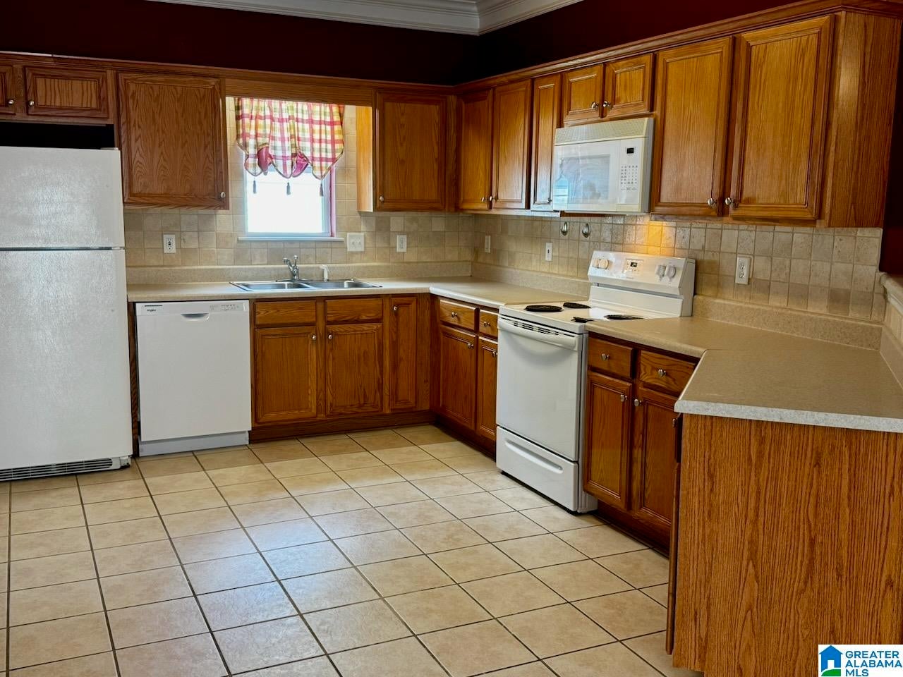 110 HIGH RIDGE TRACE