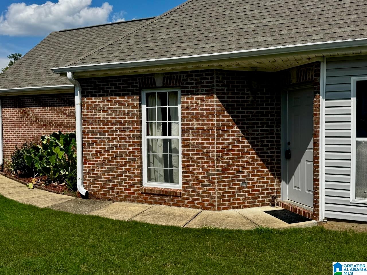 110 HIGH RIDGE TRACE
