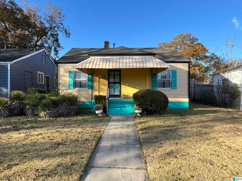 624 4TH COURT W BIRMINGHAM AL 35204