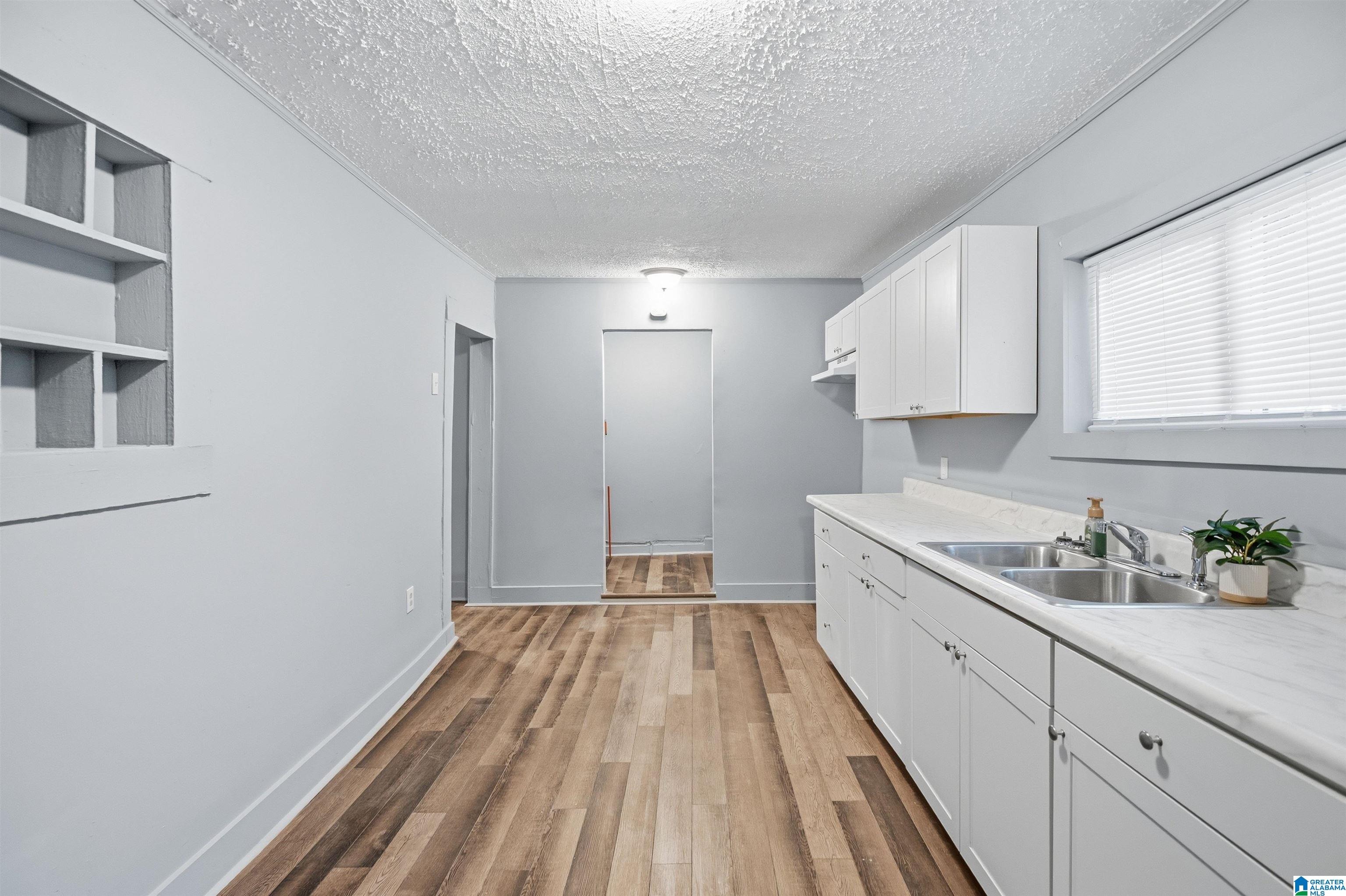 31 4TH AVENUE S