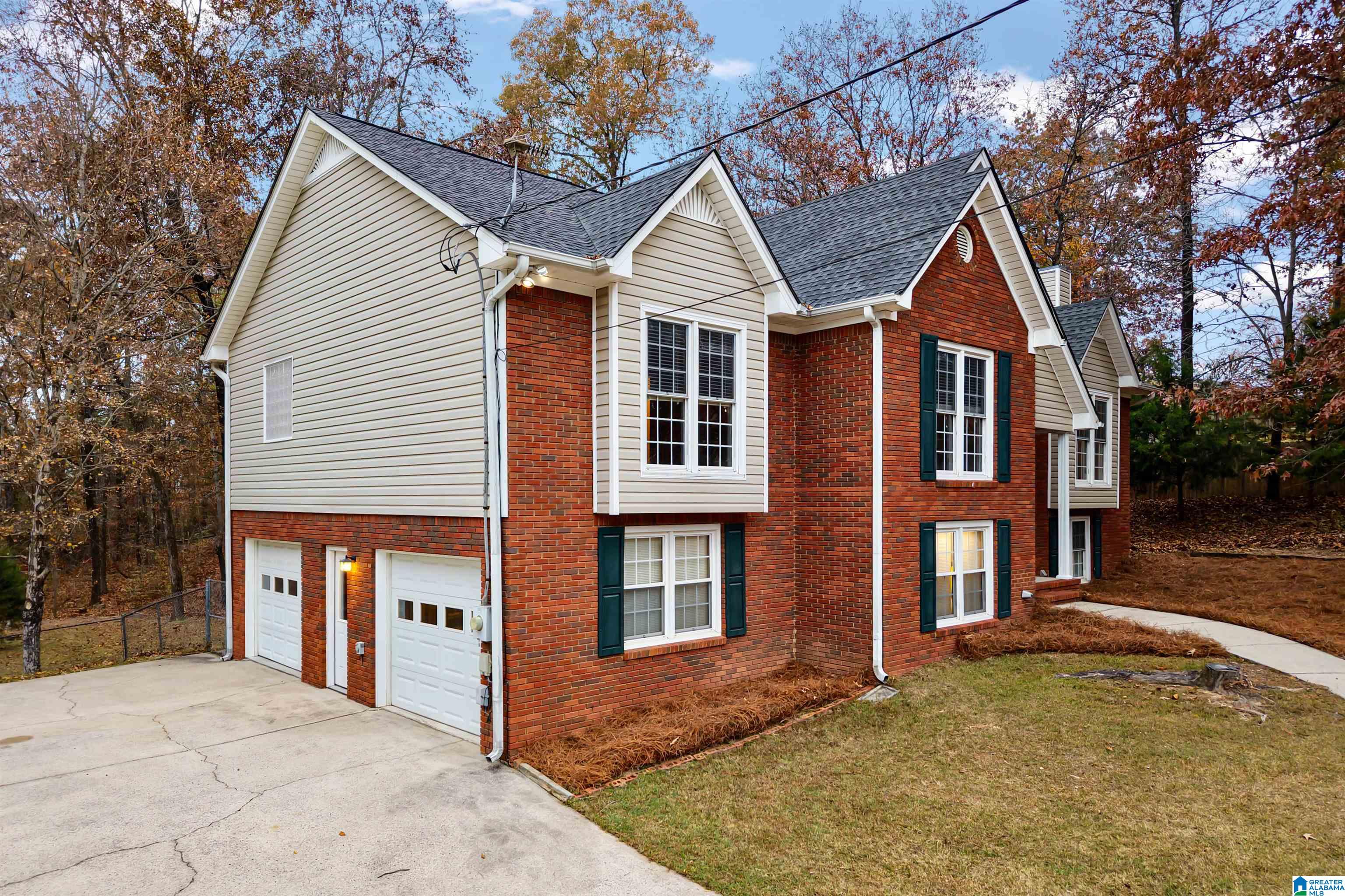 710 FOREST HILLS TRACE