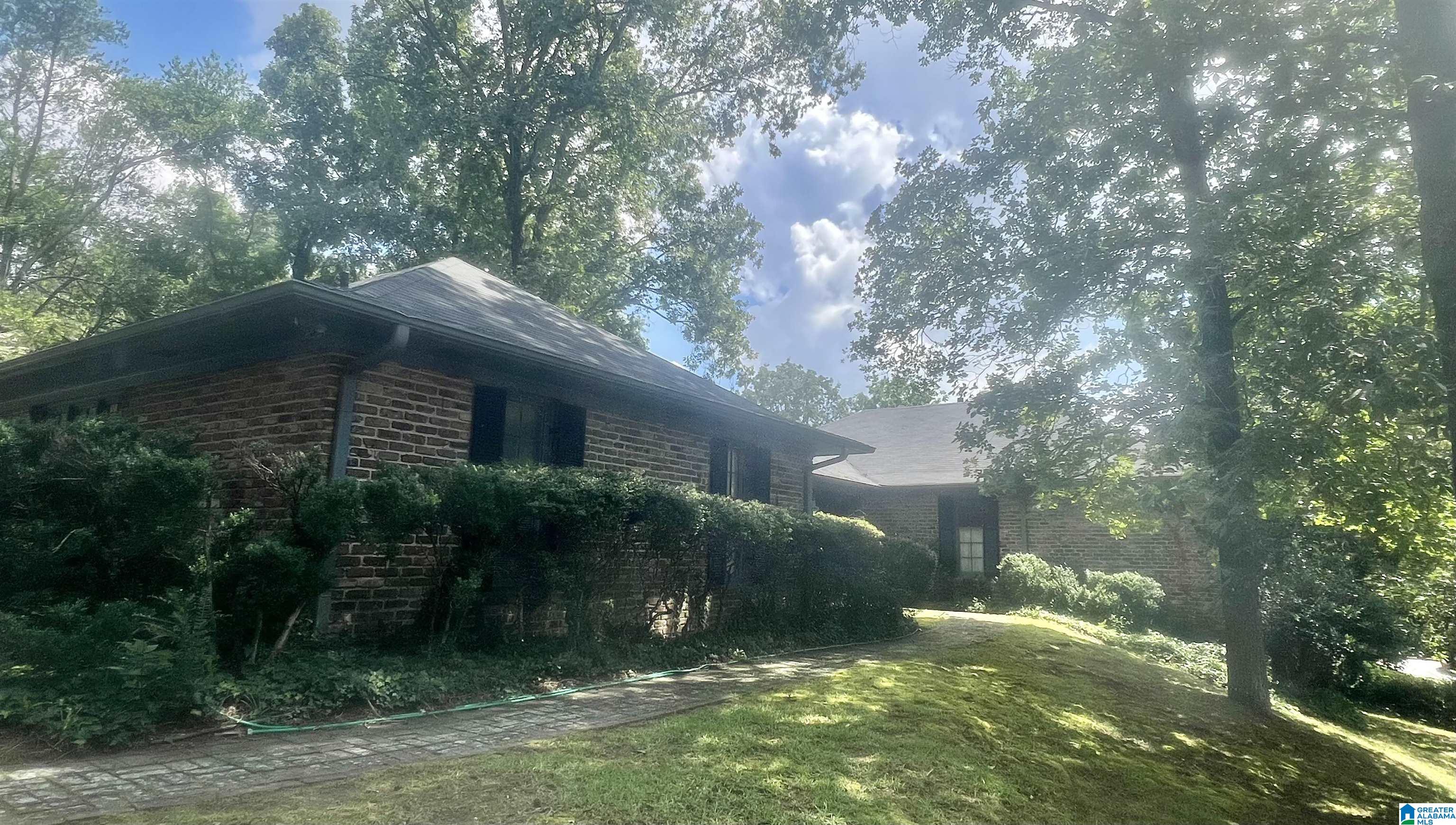 3576 SPRINGHILL ROAD