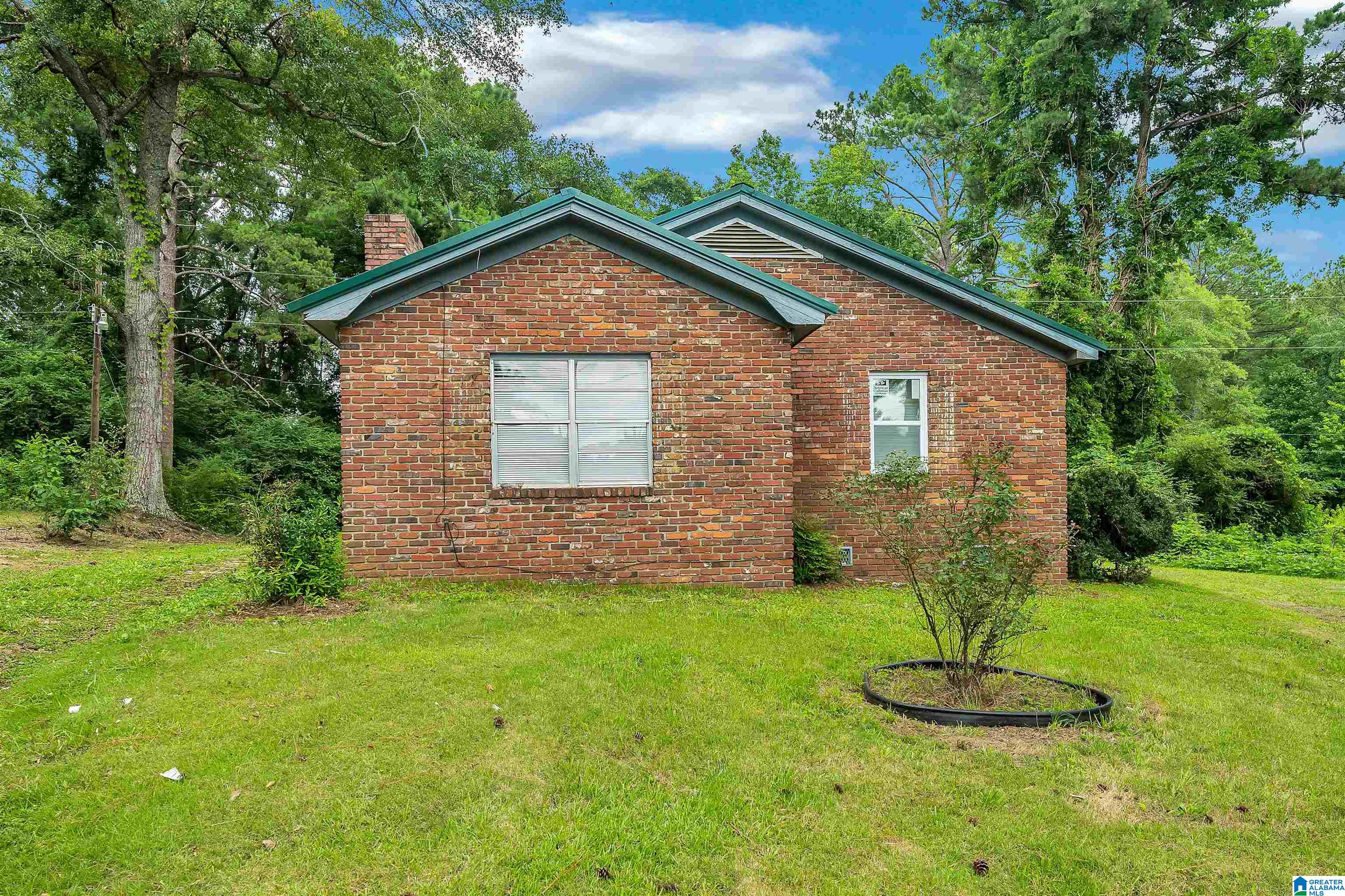 Photo 1 of 30 — 7960 HIGHWAY 21 S, TALLADEGA, AL 35151