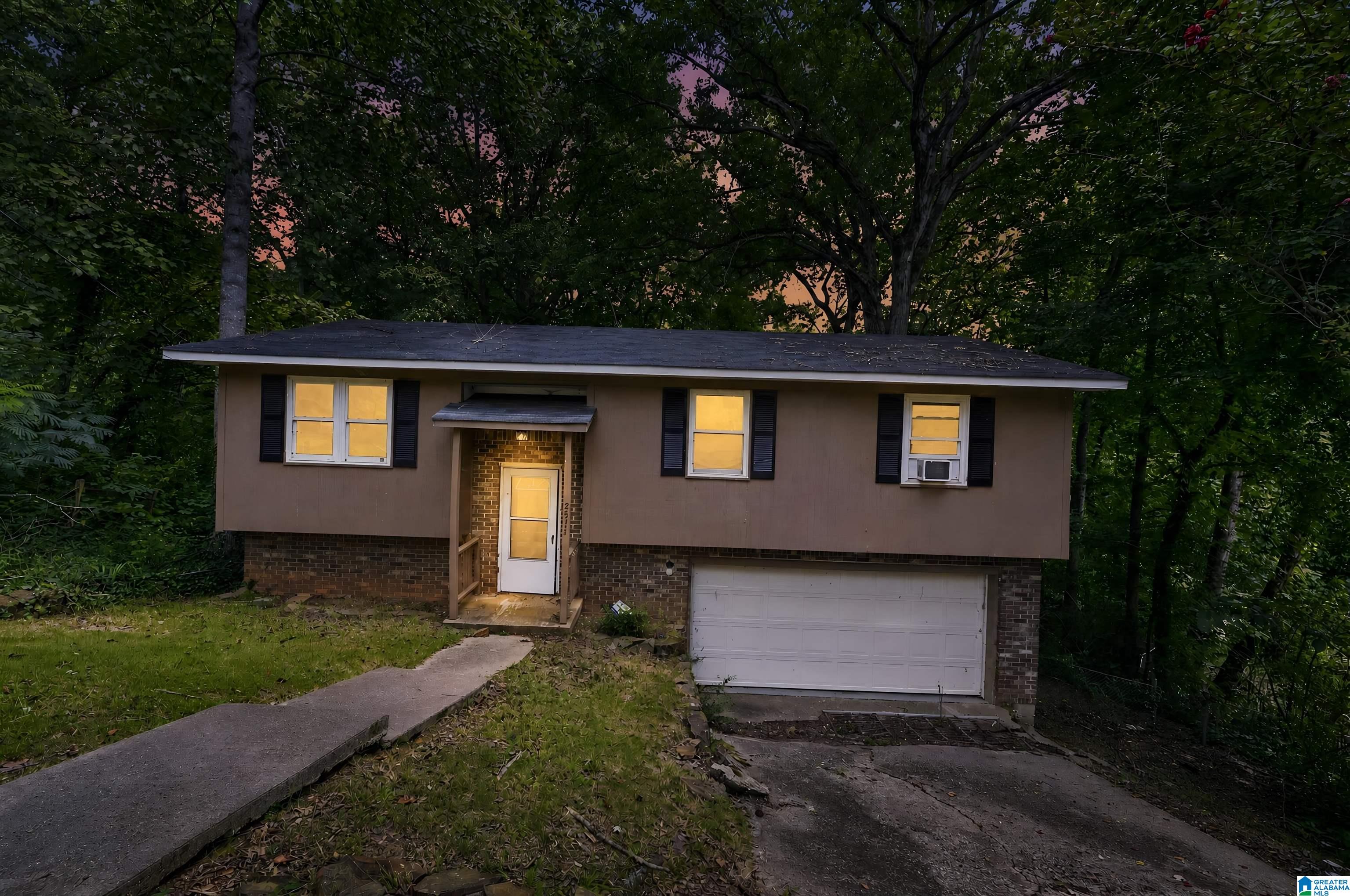 2511 WILLOWOOD CIRCLE