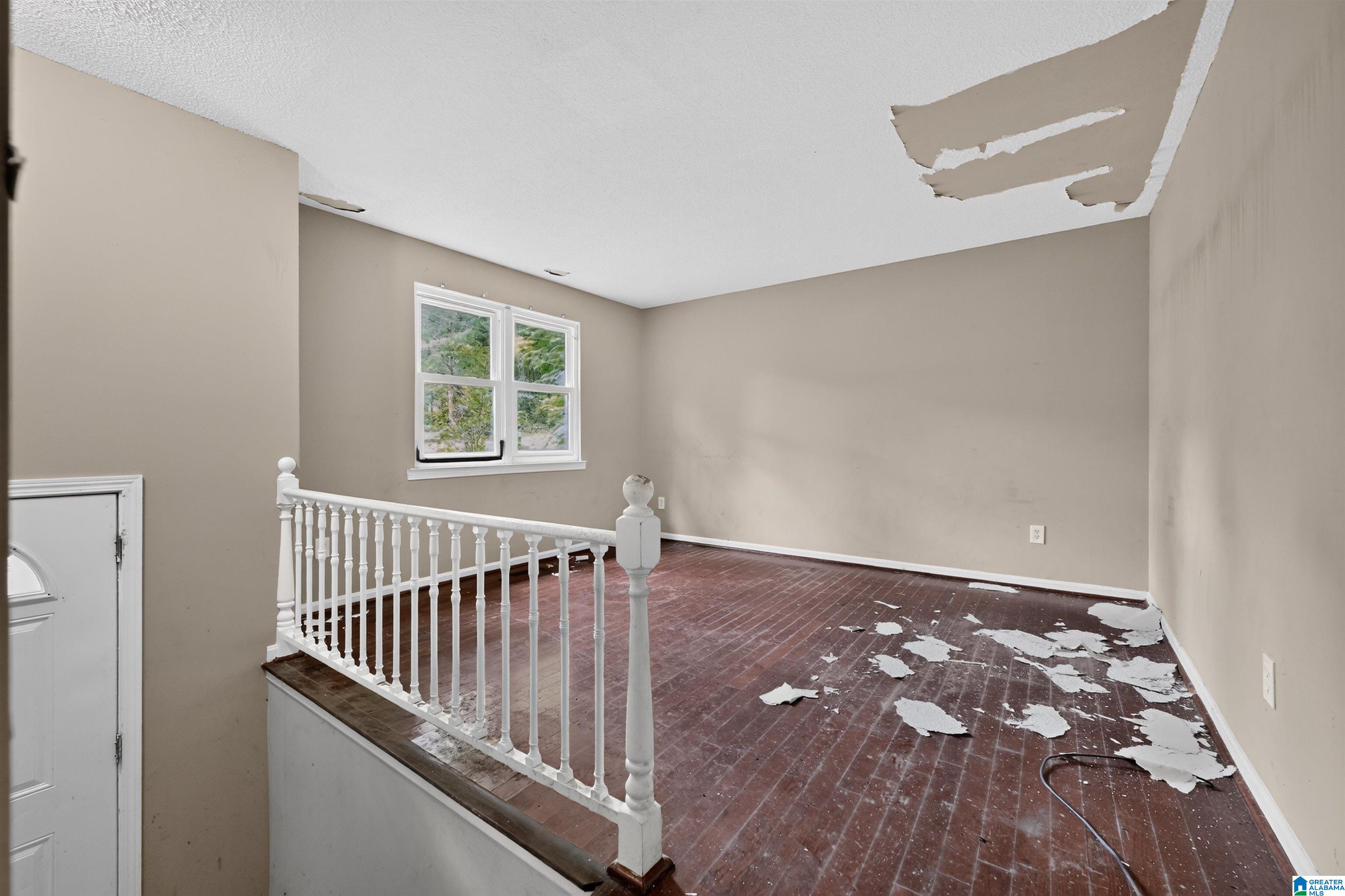 2511 WILLOWOOD CIRCLE