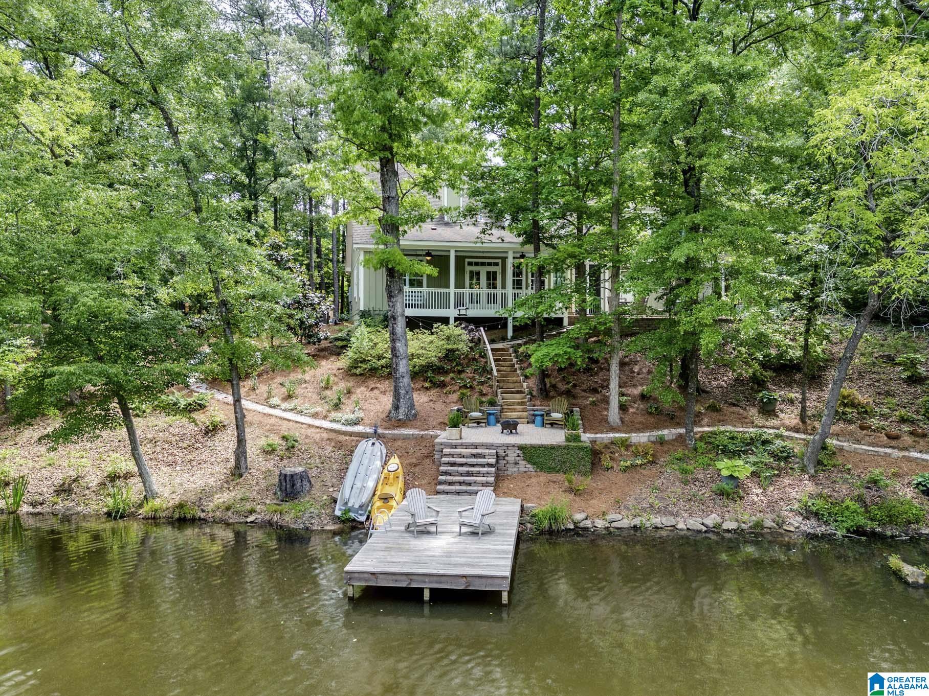 4305 LAKESHORE COVE
