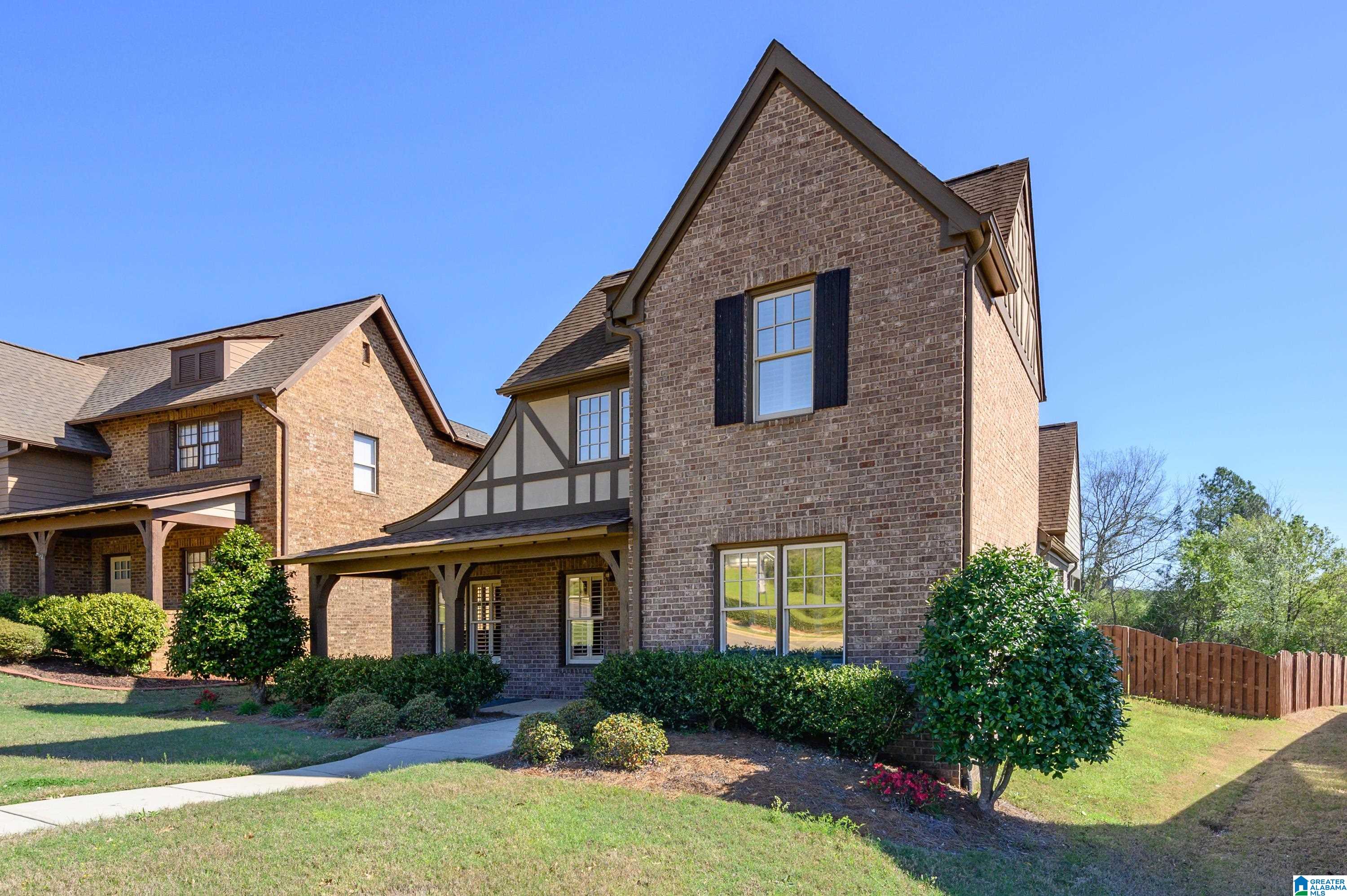 4576 RIVERVIEW DRIVE