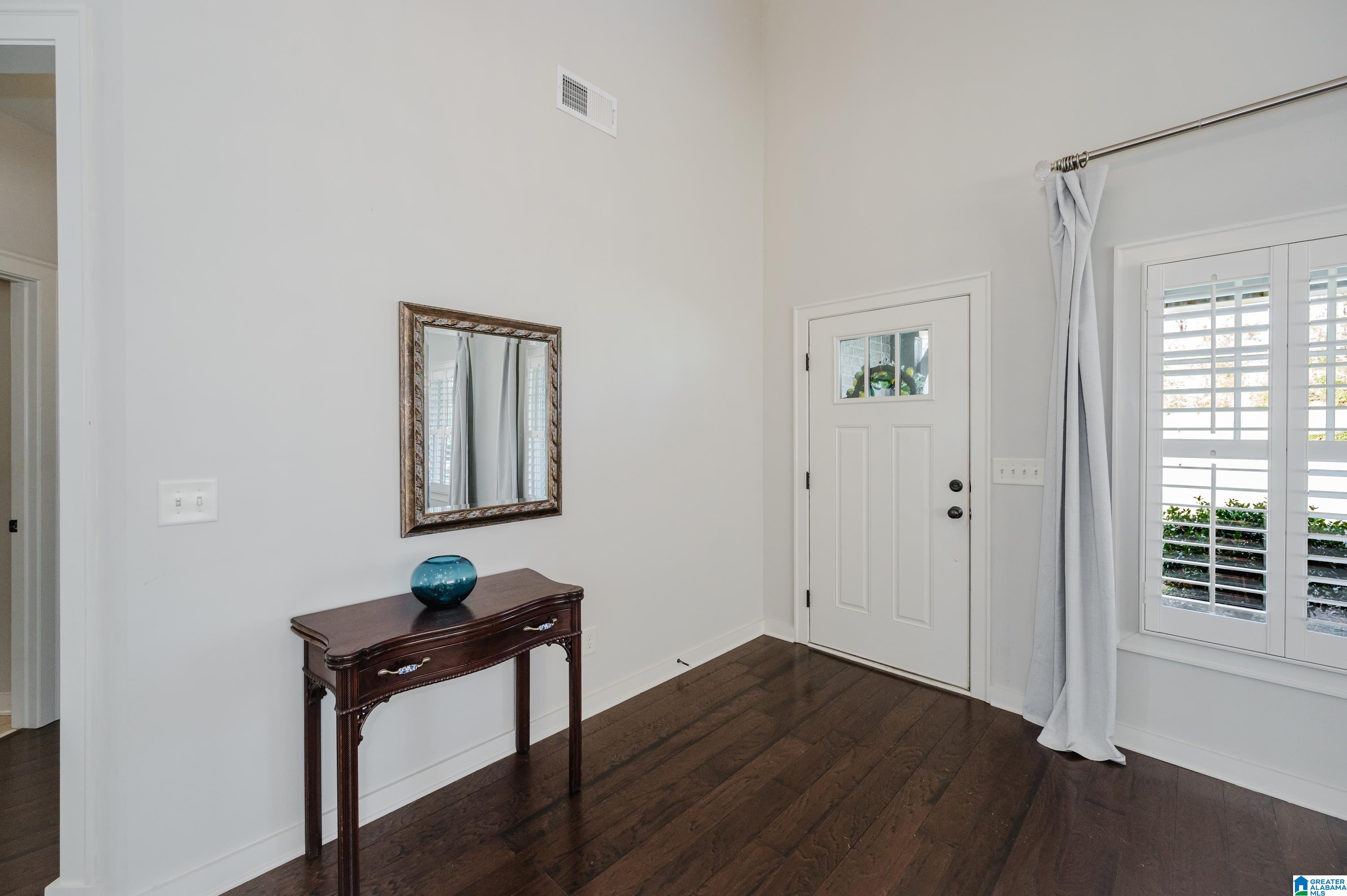 4576 RIVERVIEW DRIVE