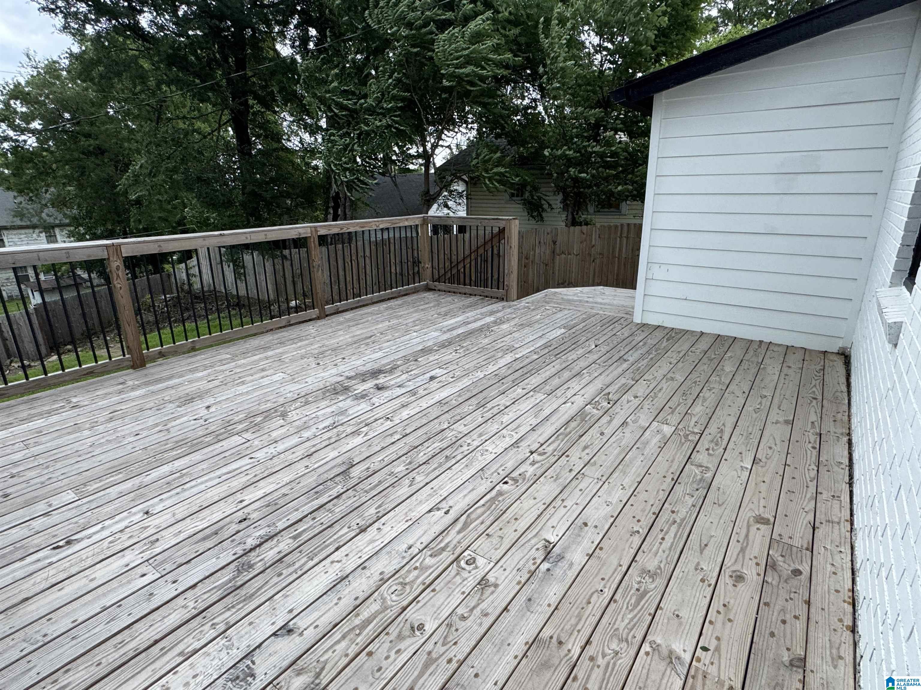2816 20TH STREET W