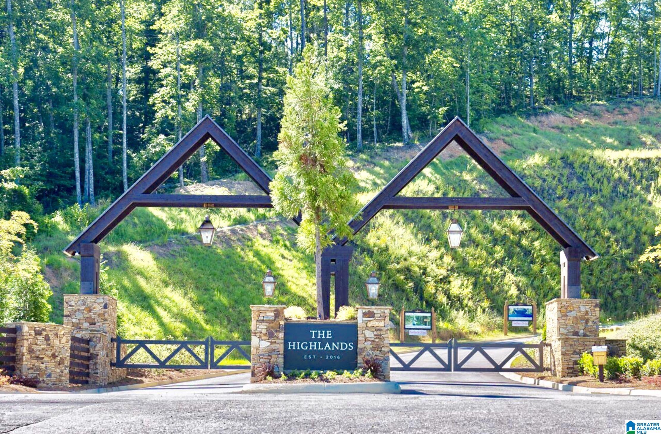 Photo 1 of 7 — 3148 OAKRIDGE WAY 111, CHELSEA, AL 35043