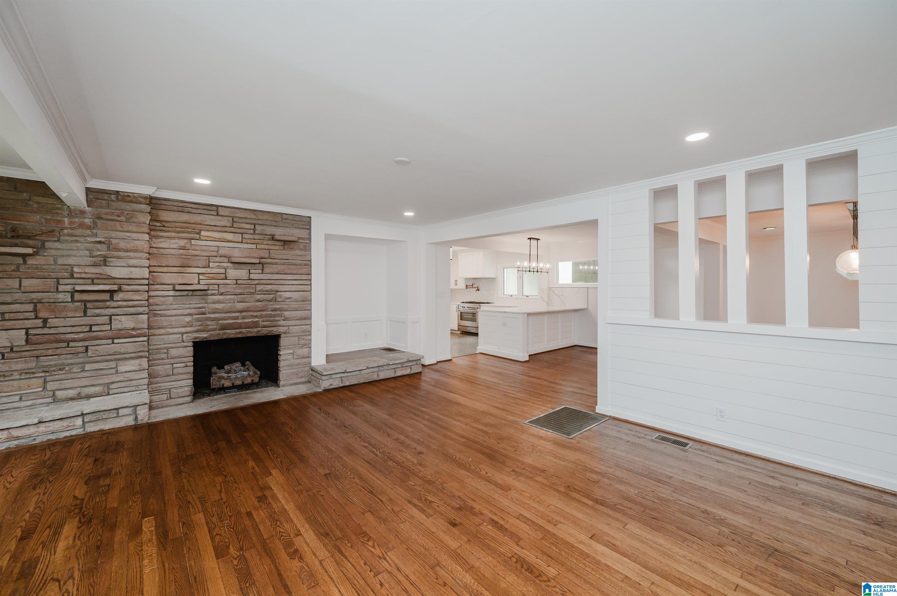 328 REDFERN STREET