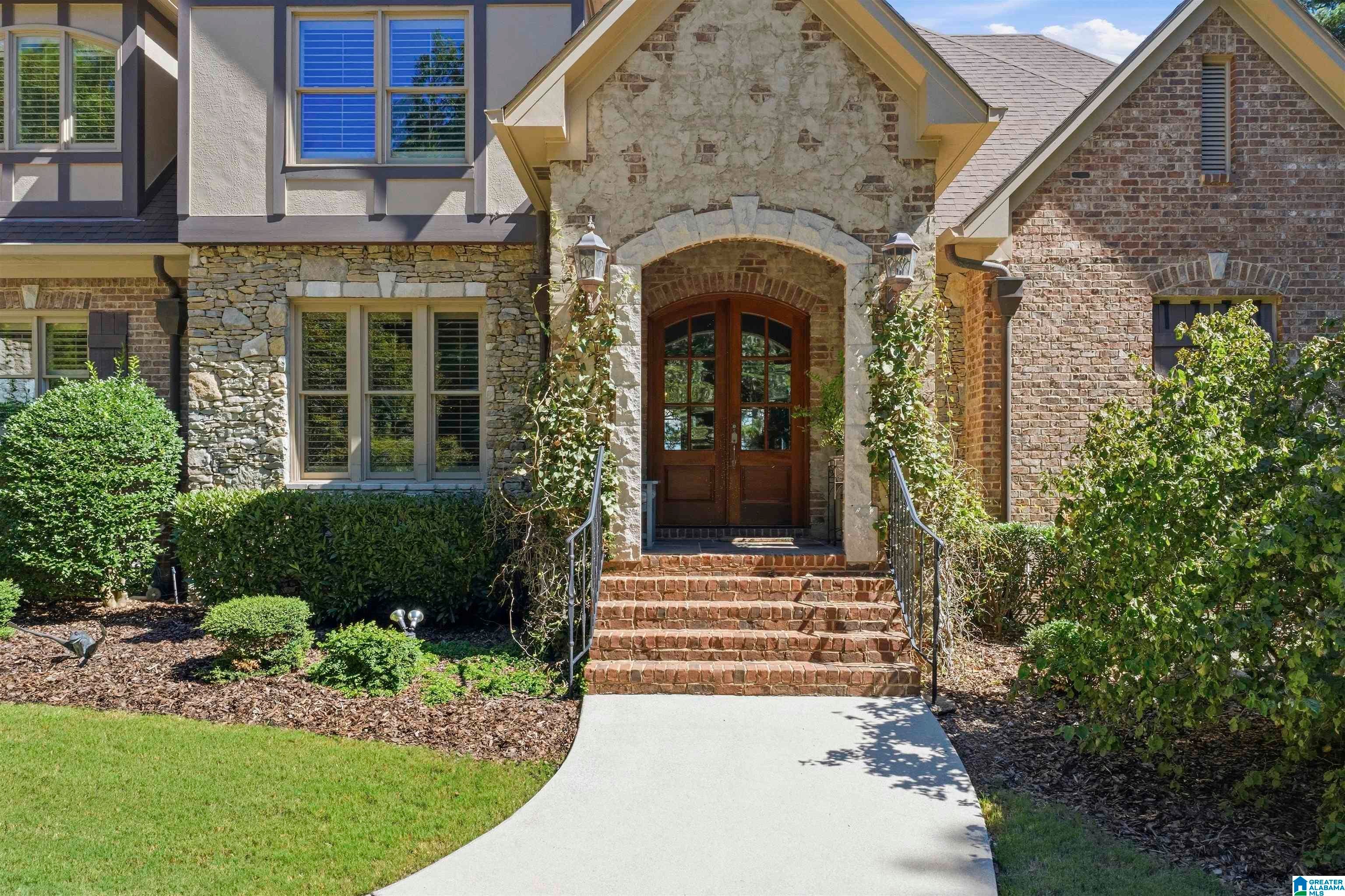 192 HIGHLAND VIEW DRIVE