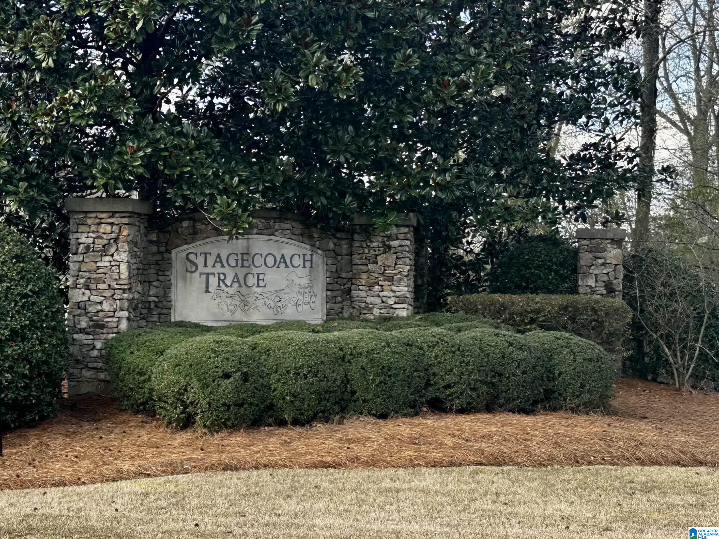 122 HORSESHOE CIRCLE