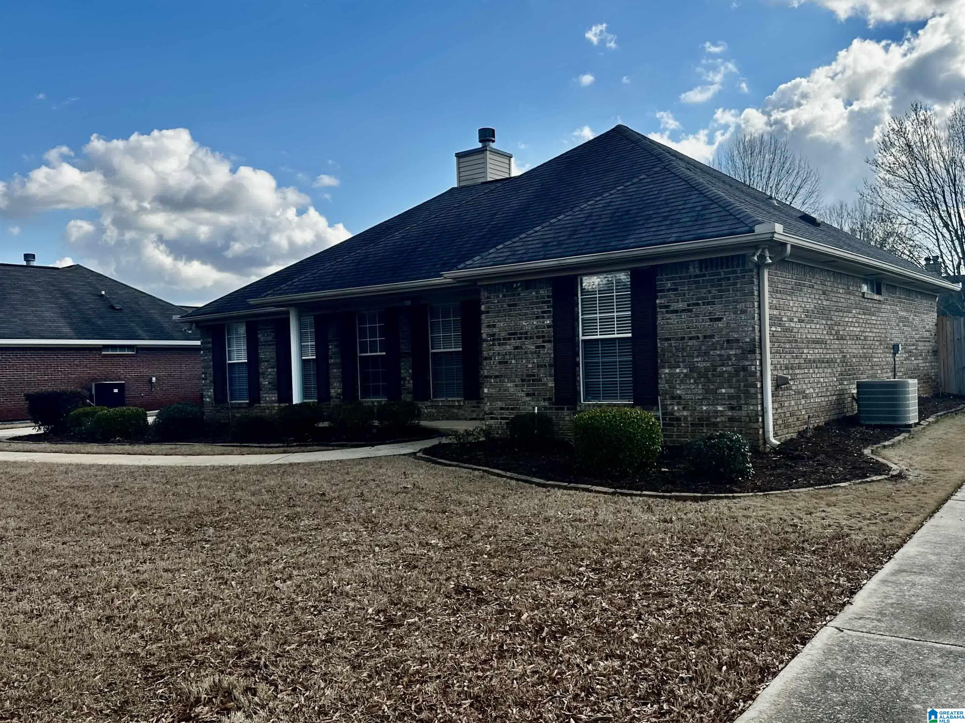 122 HORSESHOE CIRCLE