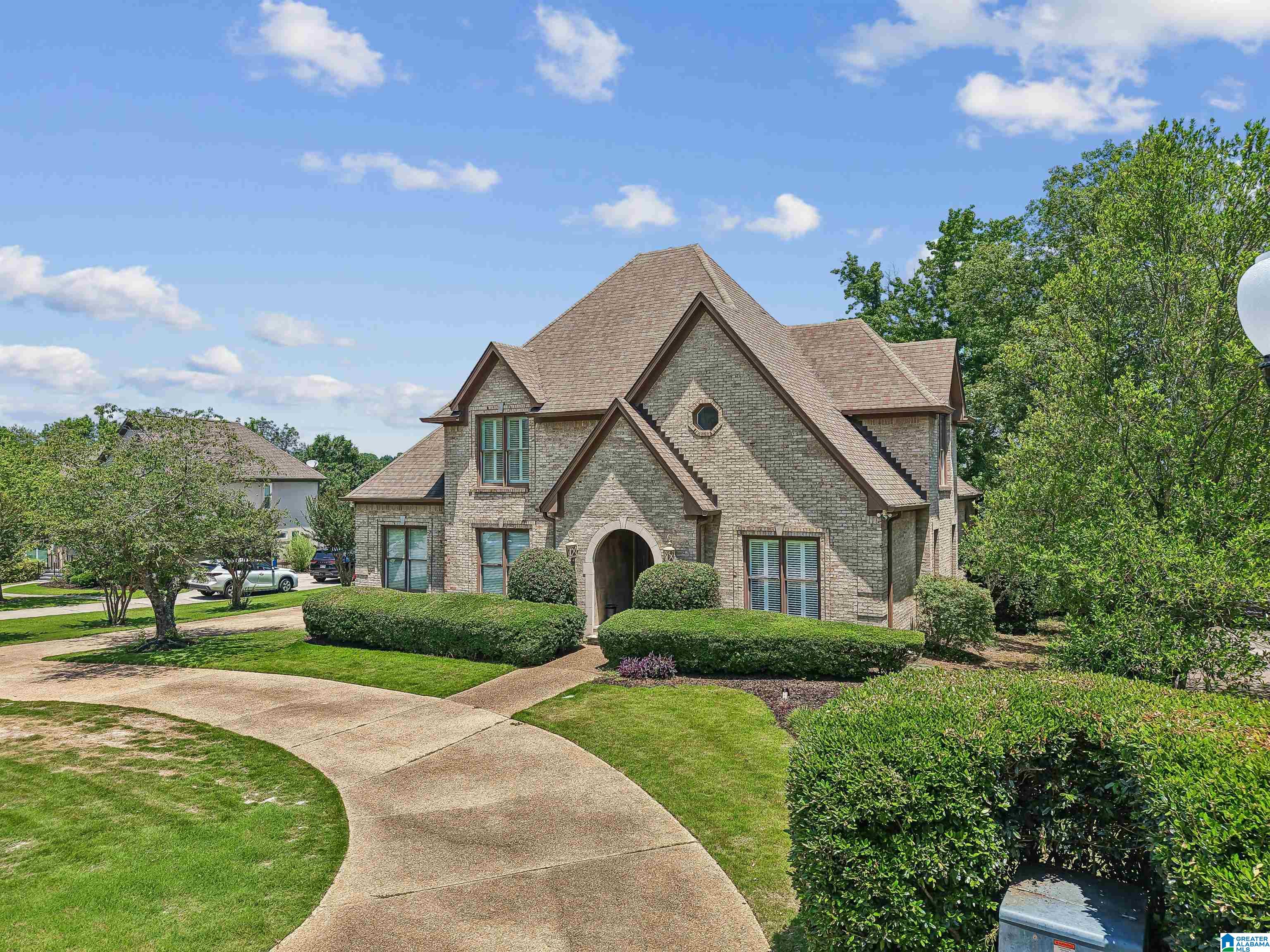 3813 CARISBROOKE CIRCLE