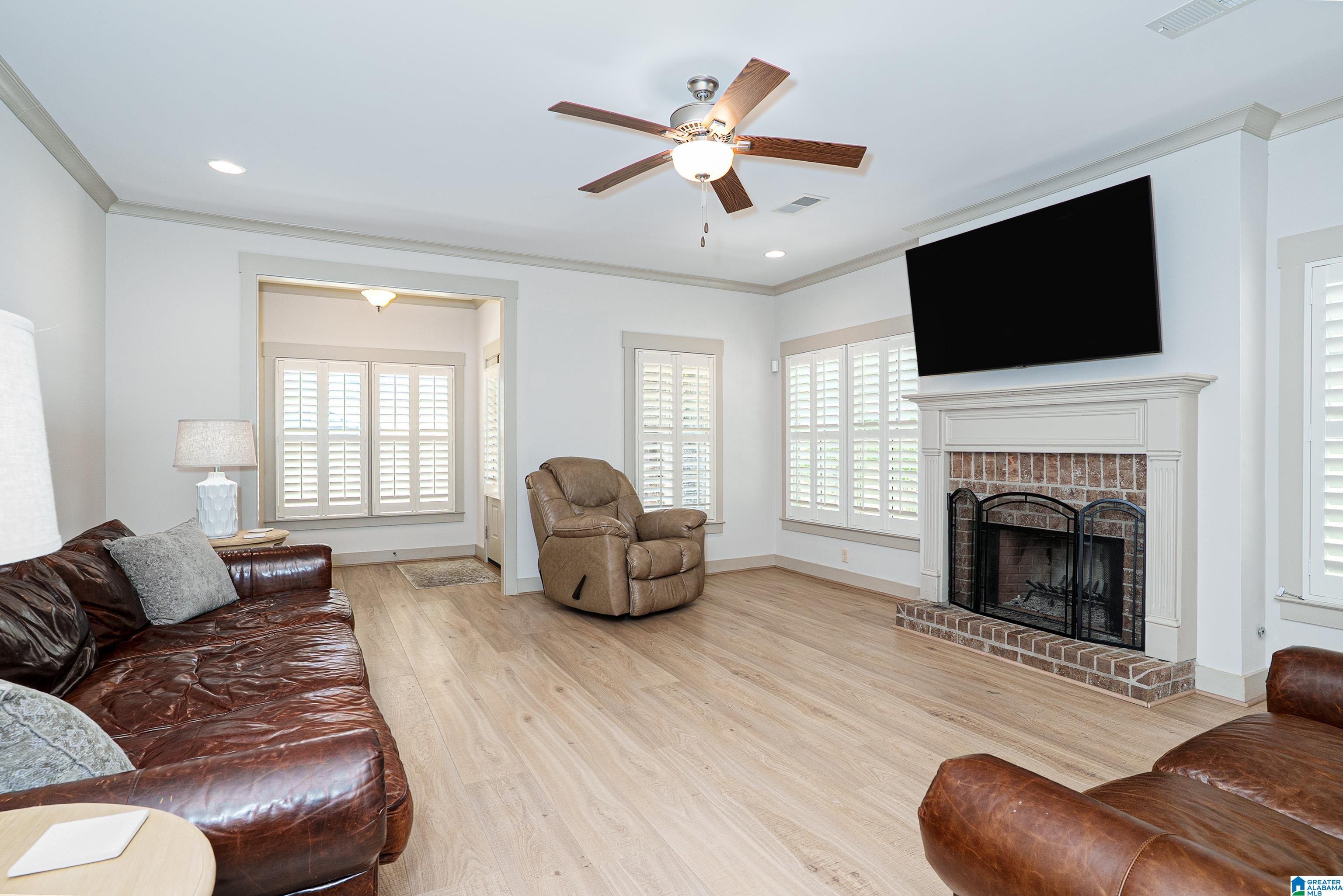 1333 WILLOW OAKS DRIVE