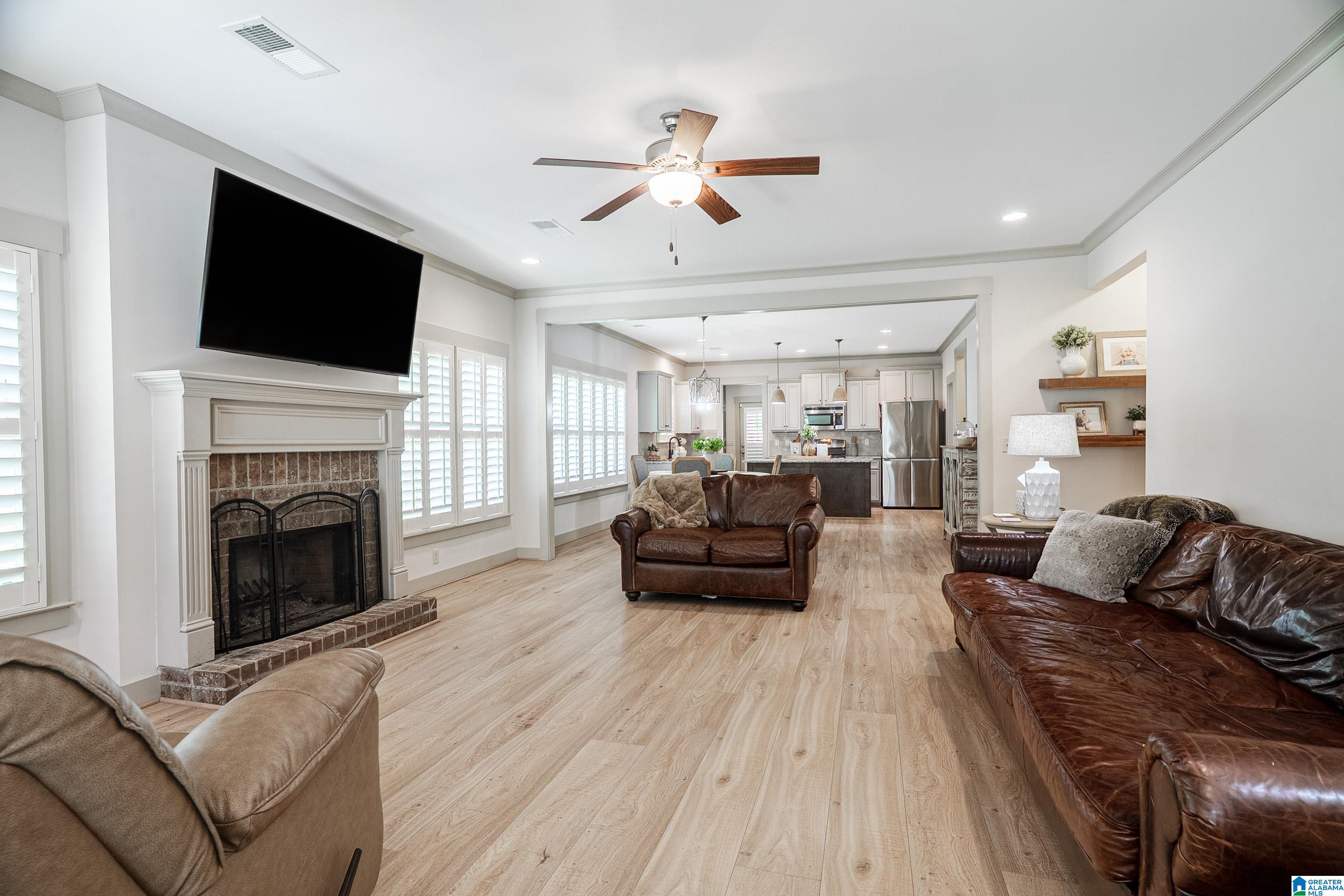 1333 WILLOW OAKS DRIVE