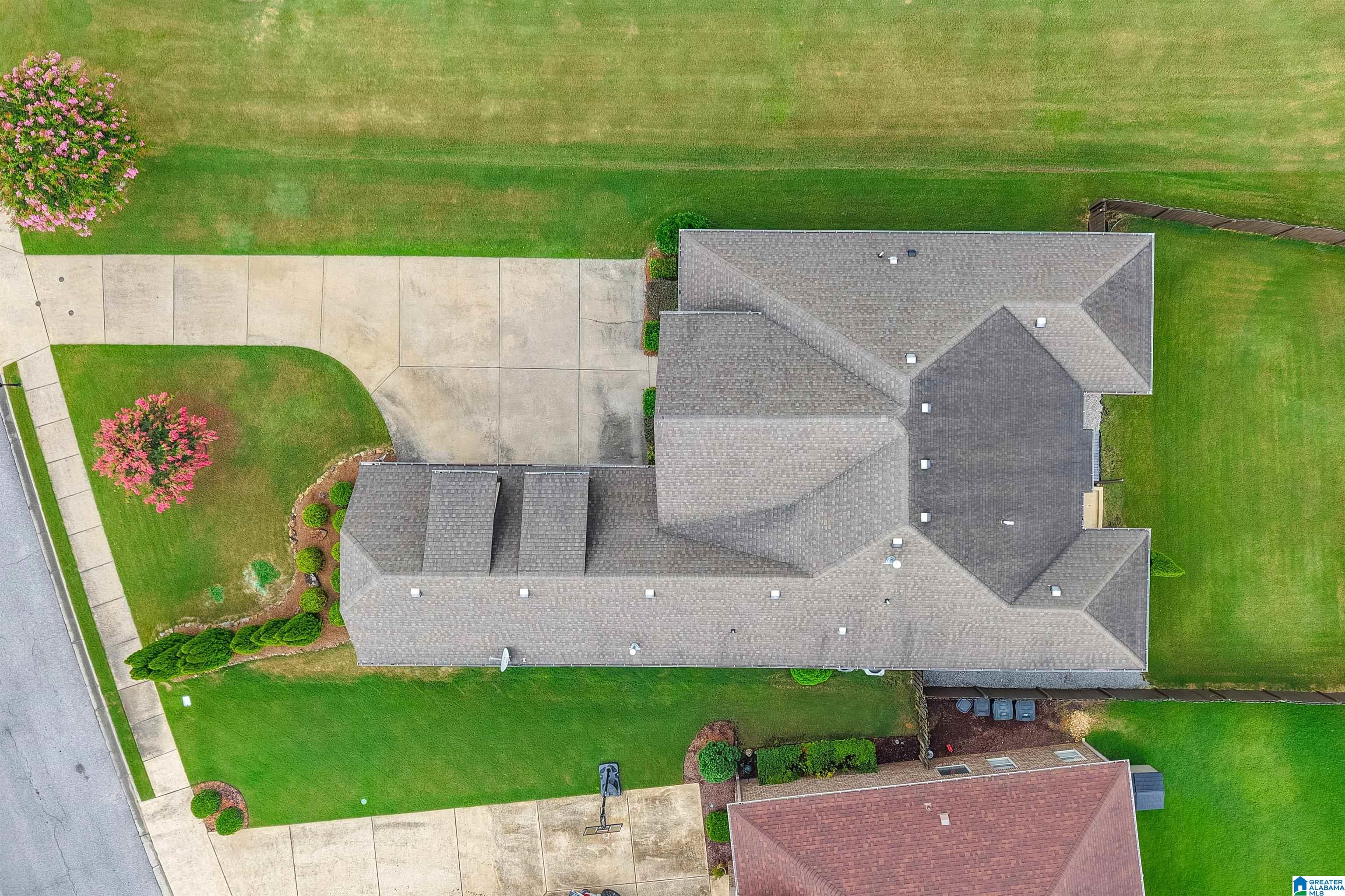 1037 BELVEDERE COVE
