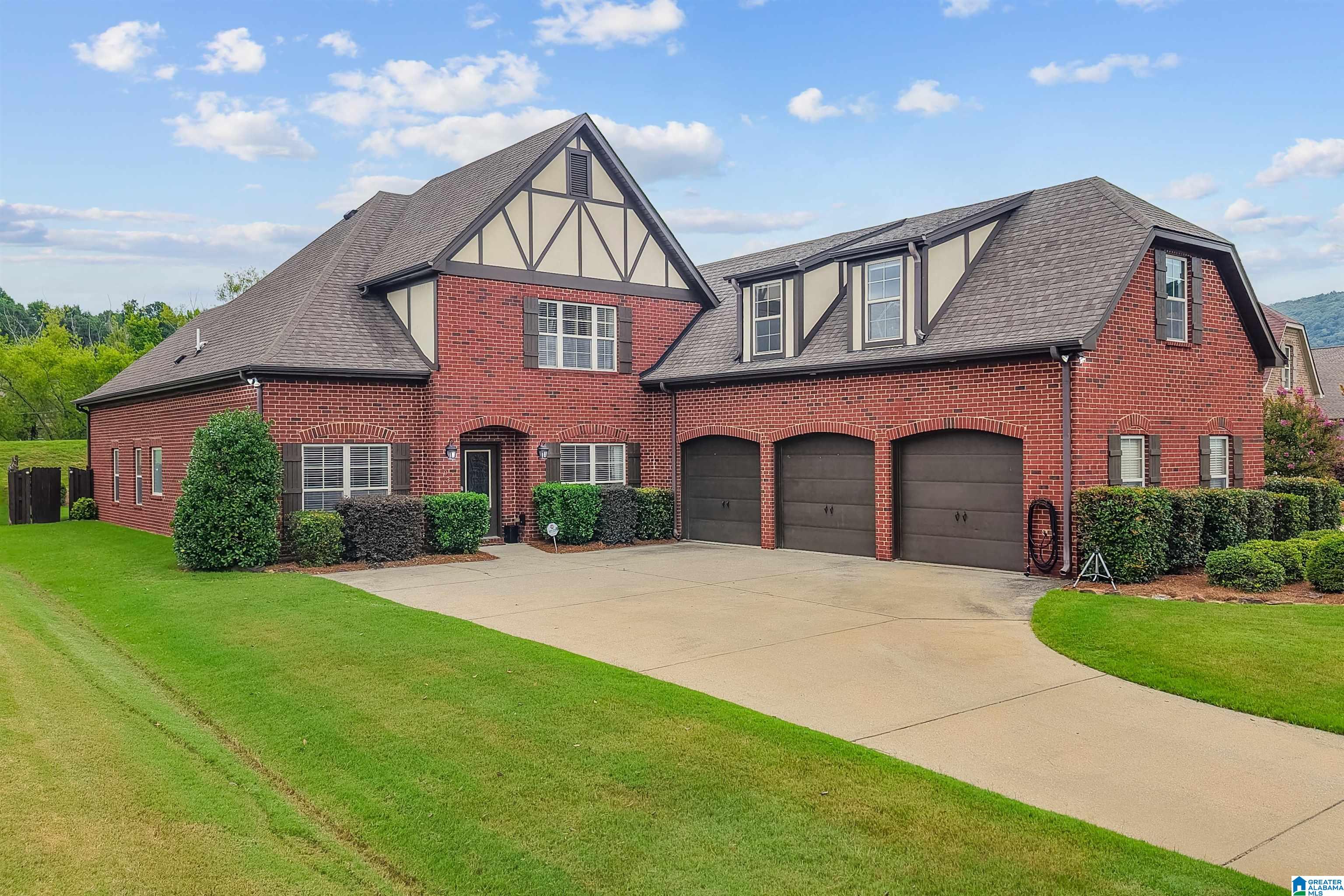 Photo 1 of 62 — 1037 BELVEDERE COVE, BIRMINGHAM, AL 35242