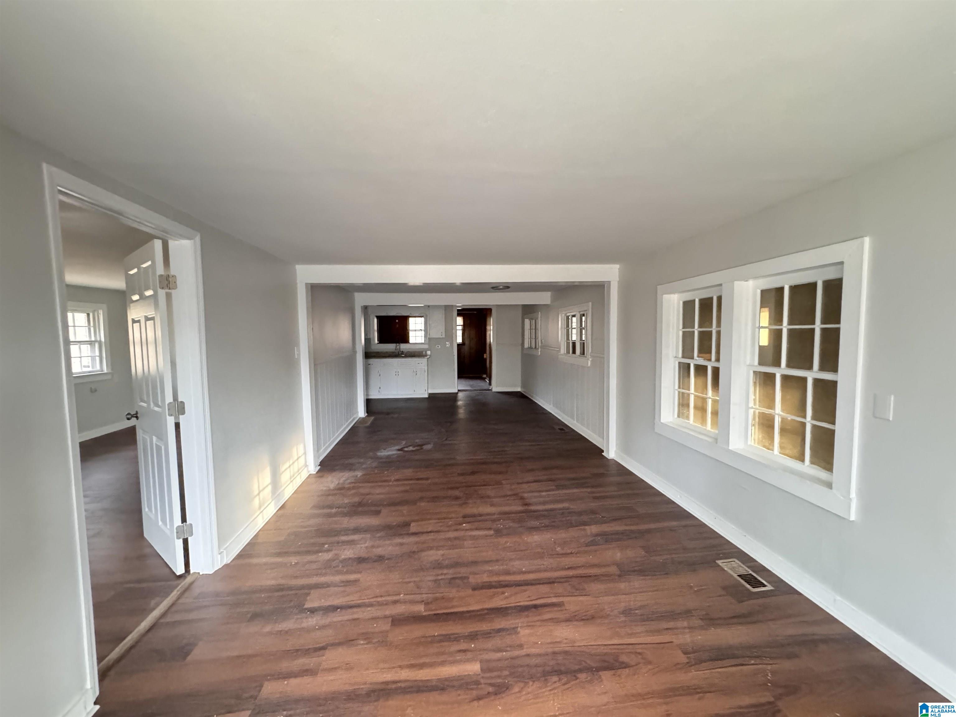 3573 QUEENSTOWN ROAD