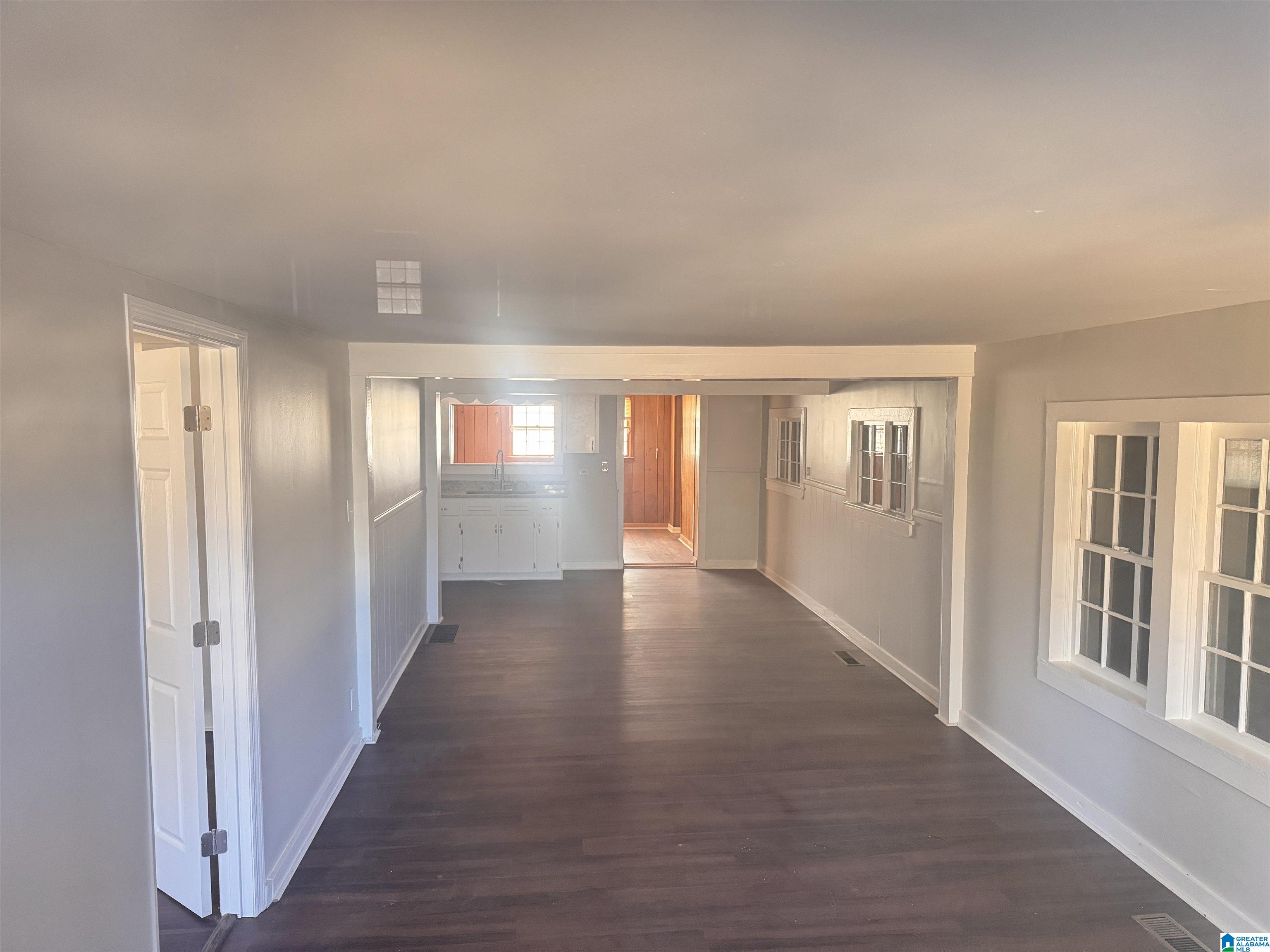 3573 QUEENSTOWN ROAD