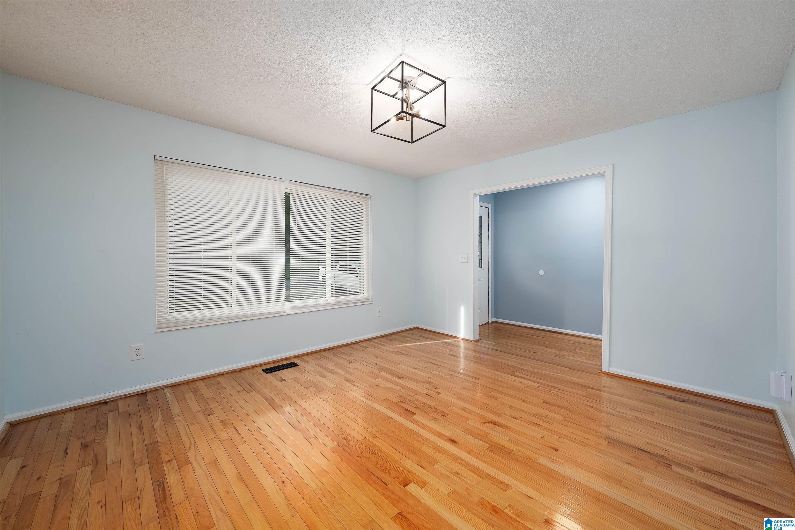 256 WESTCHESTER DRIVE