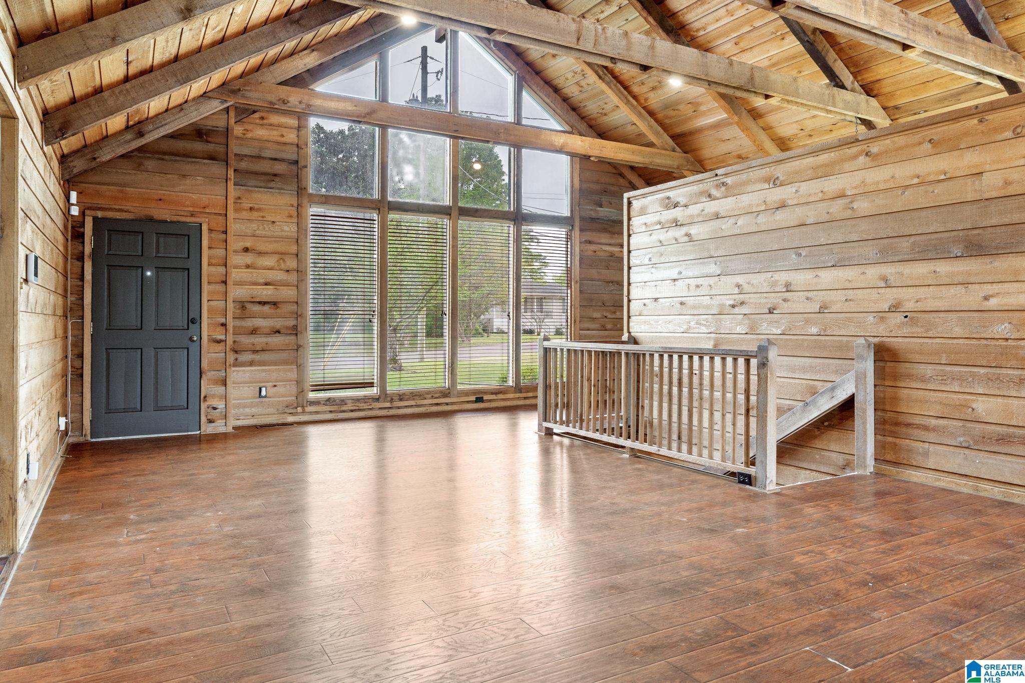 221 CRESTSIDE CIRCLE