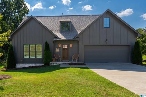 Photo of 3428 Chatham Circle, TRUSSVILLE, AL 35173 (MLS # 21463570)