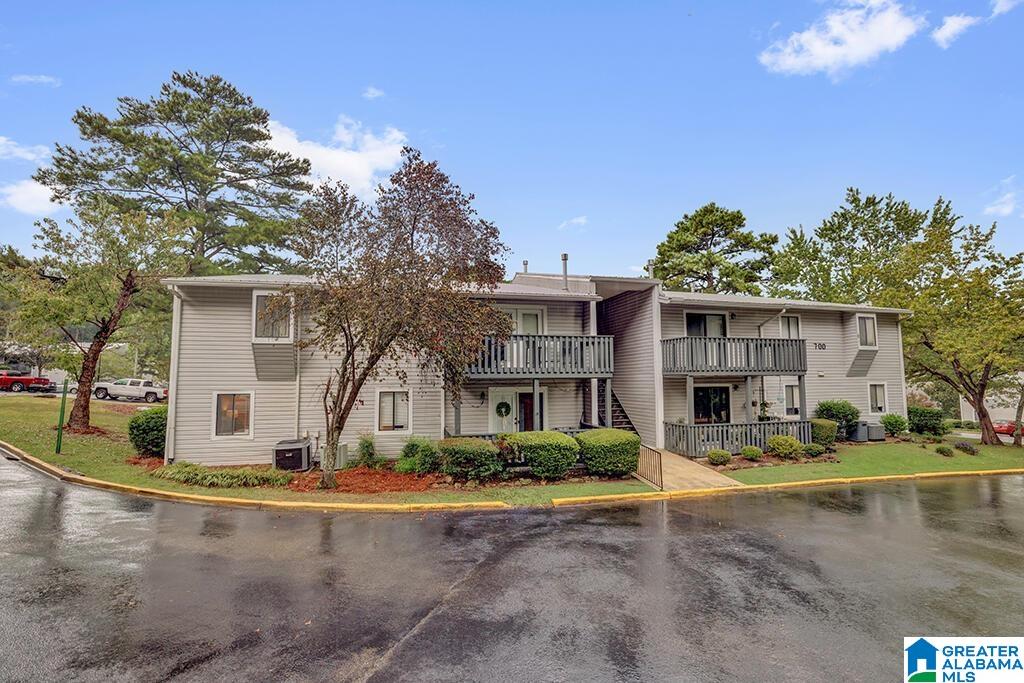 701 WOODLAND VILLAGE 701