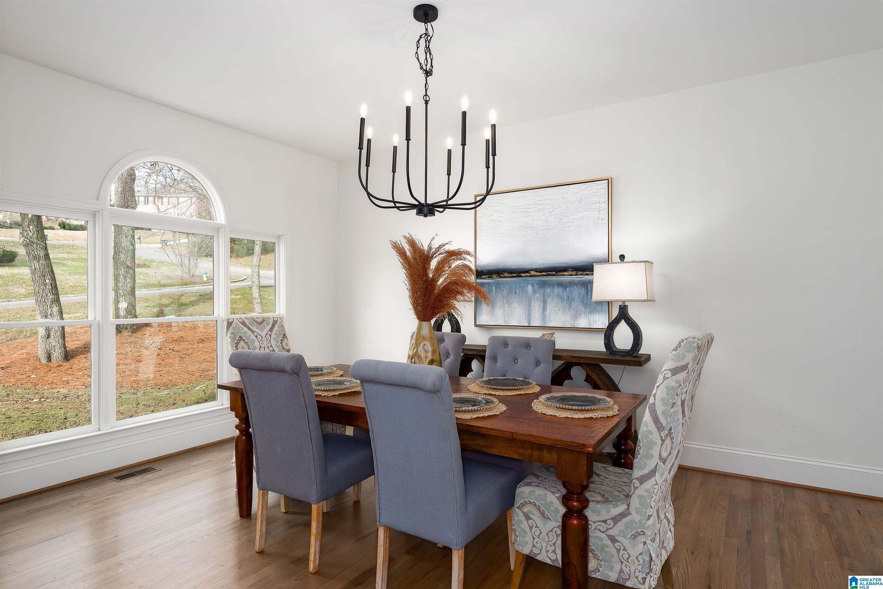 6212 SHADES POINTE LANE