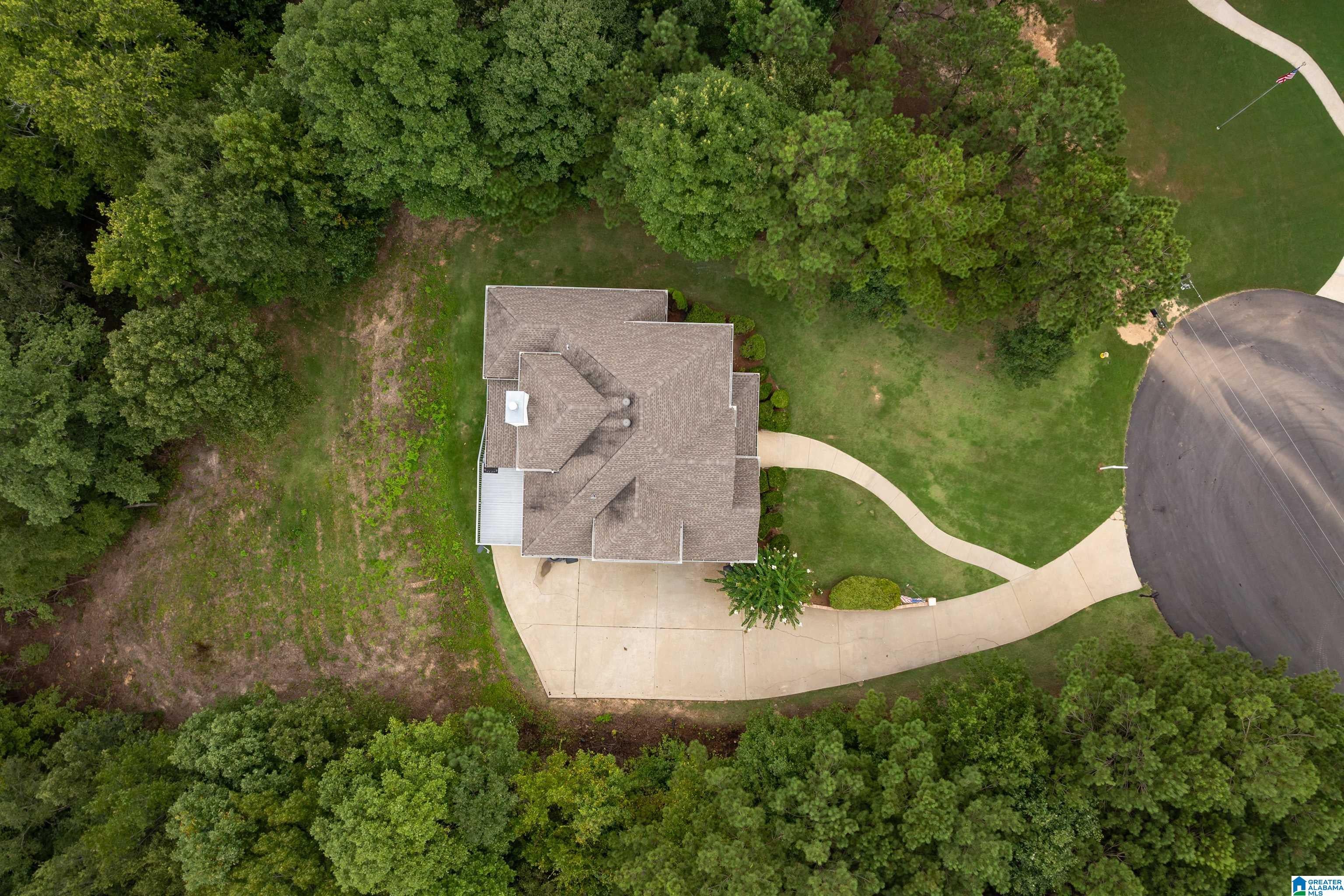 2000 SHADOW OAKS CIRCLE
