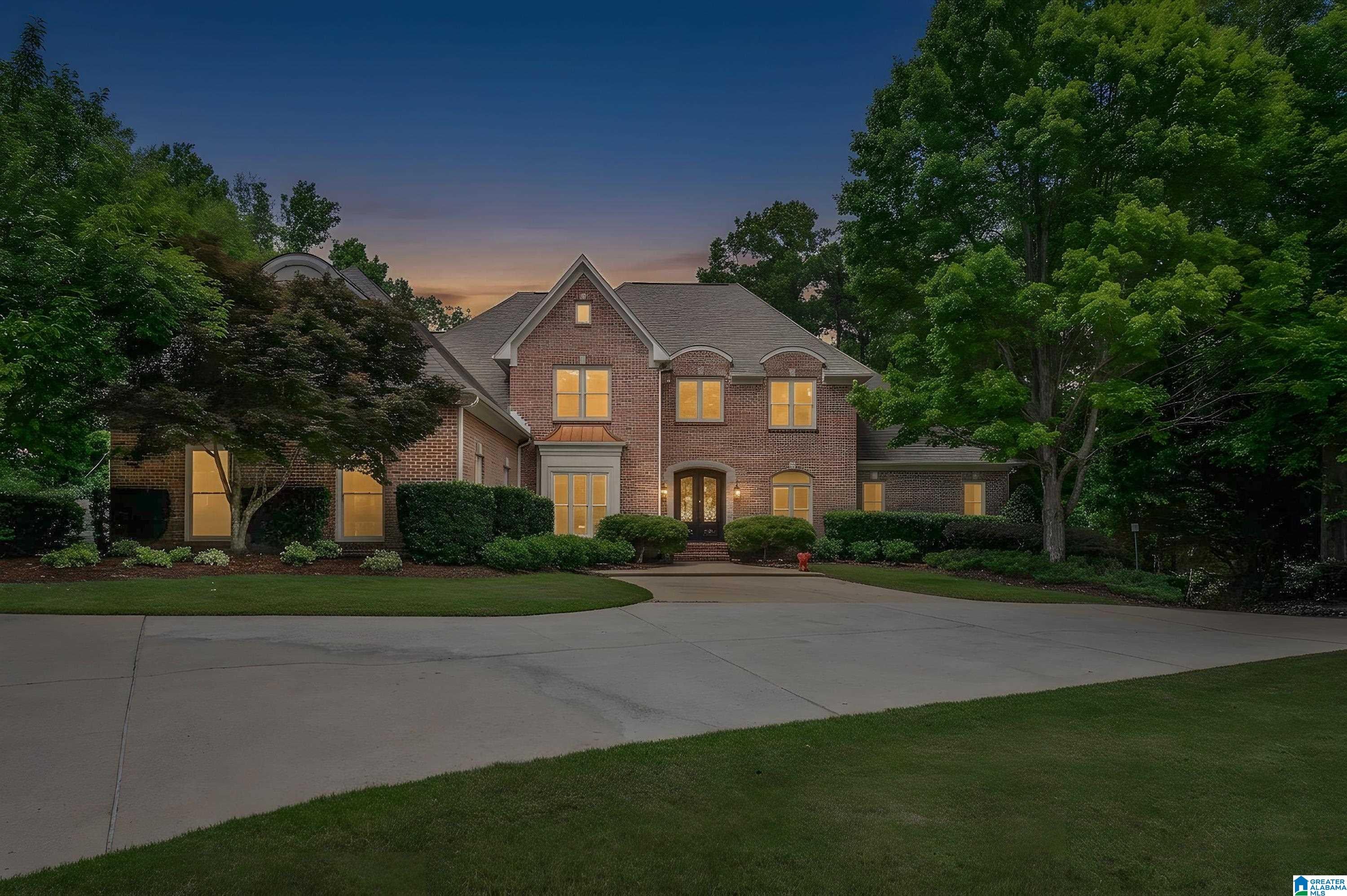 8237 CASTLEHILL ROAD