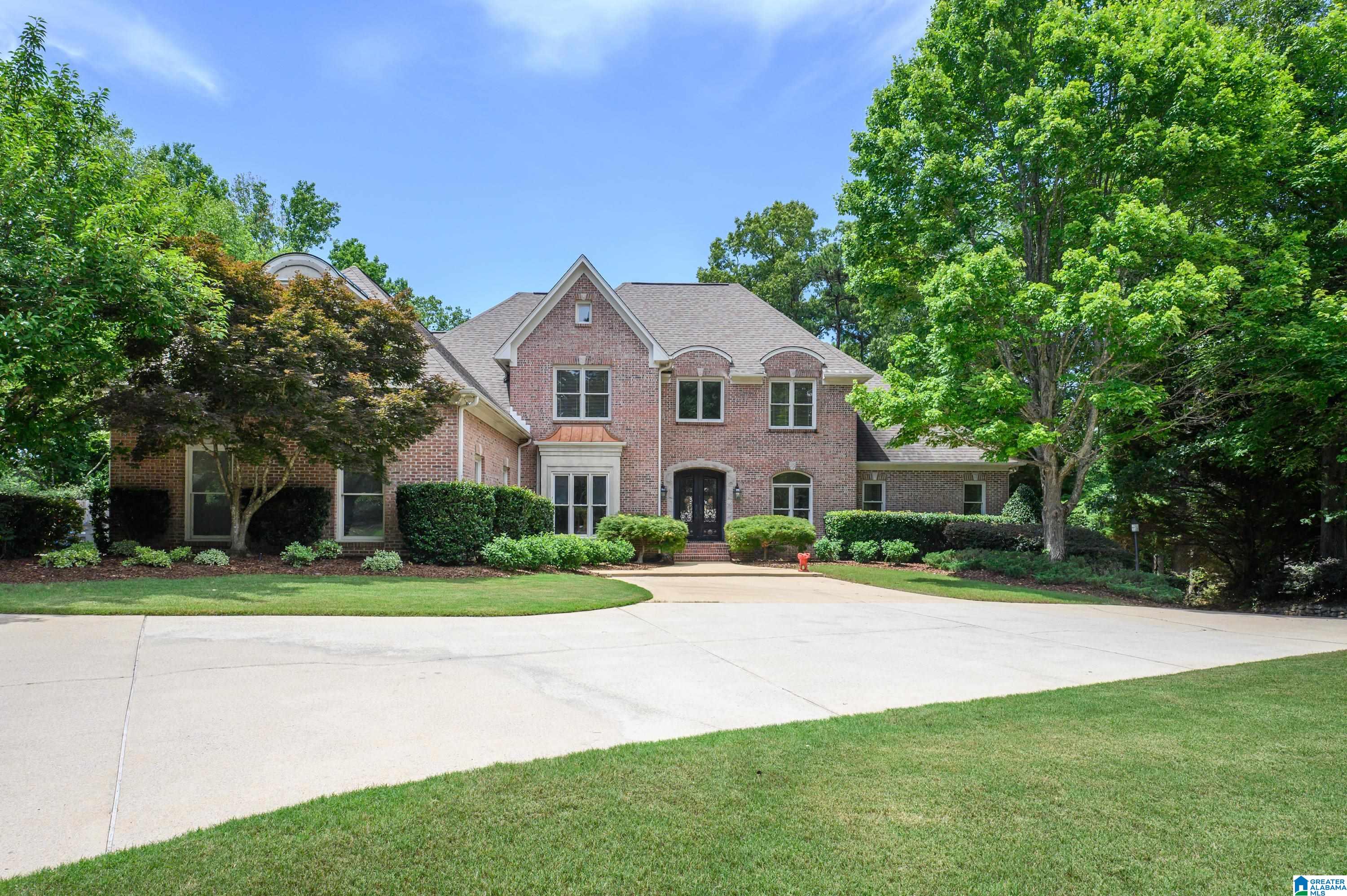 8237 CASTLEHILL ROAD