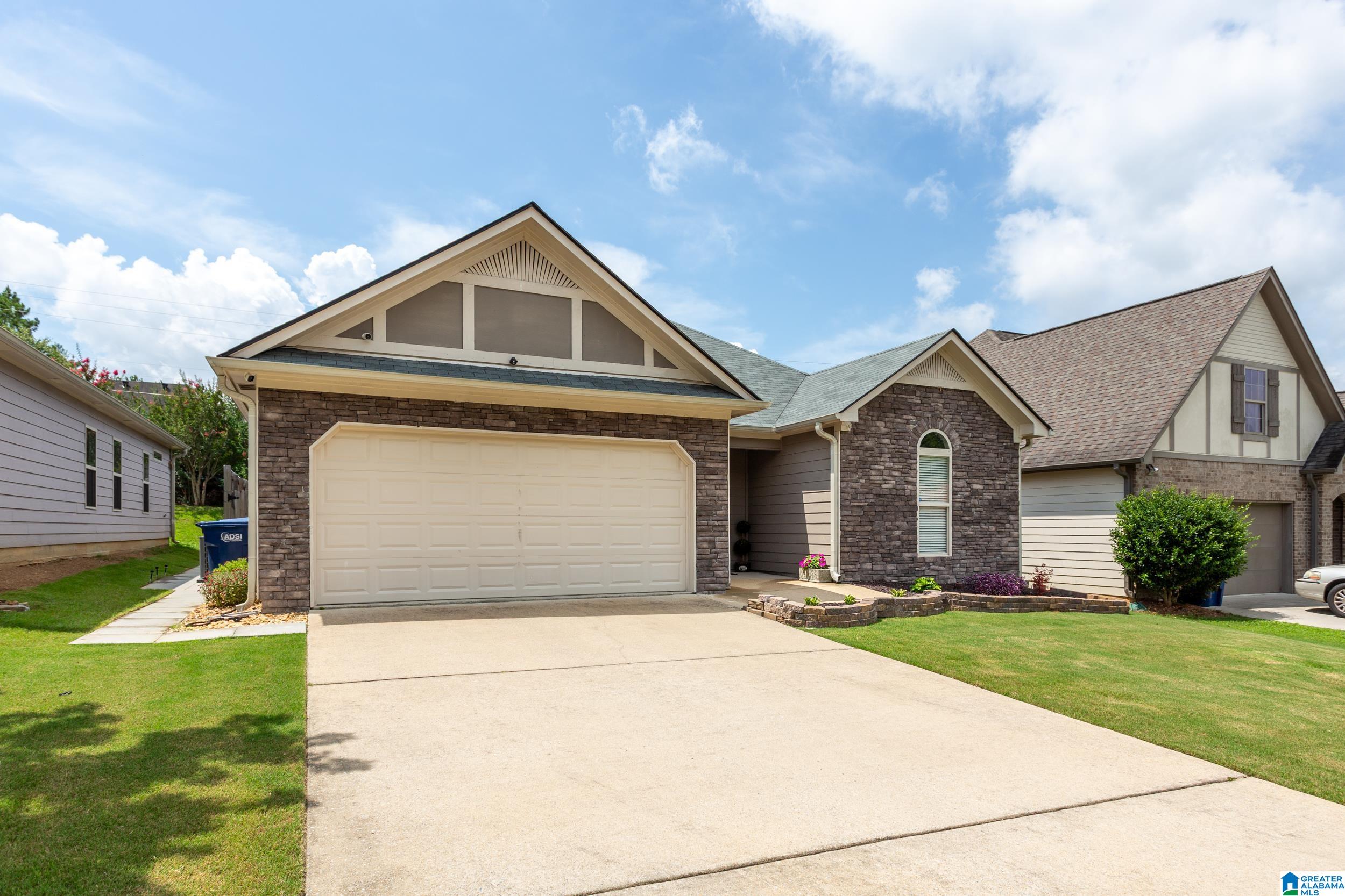 364 FOX RUN LANE