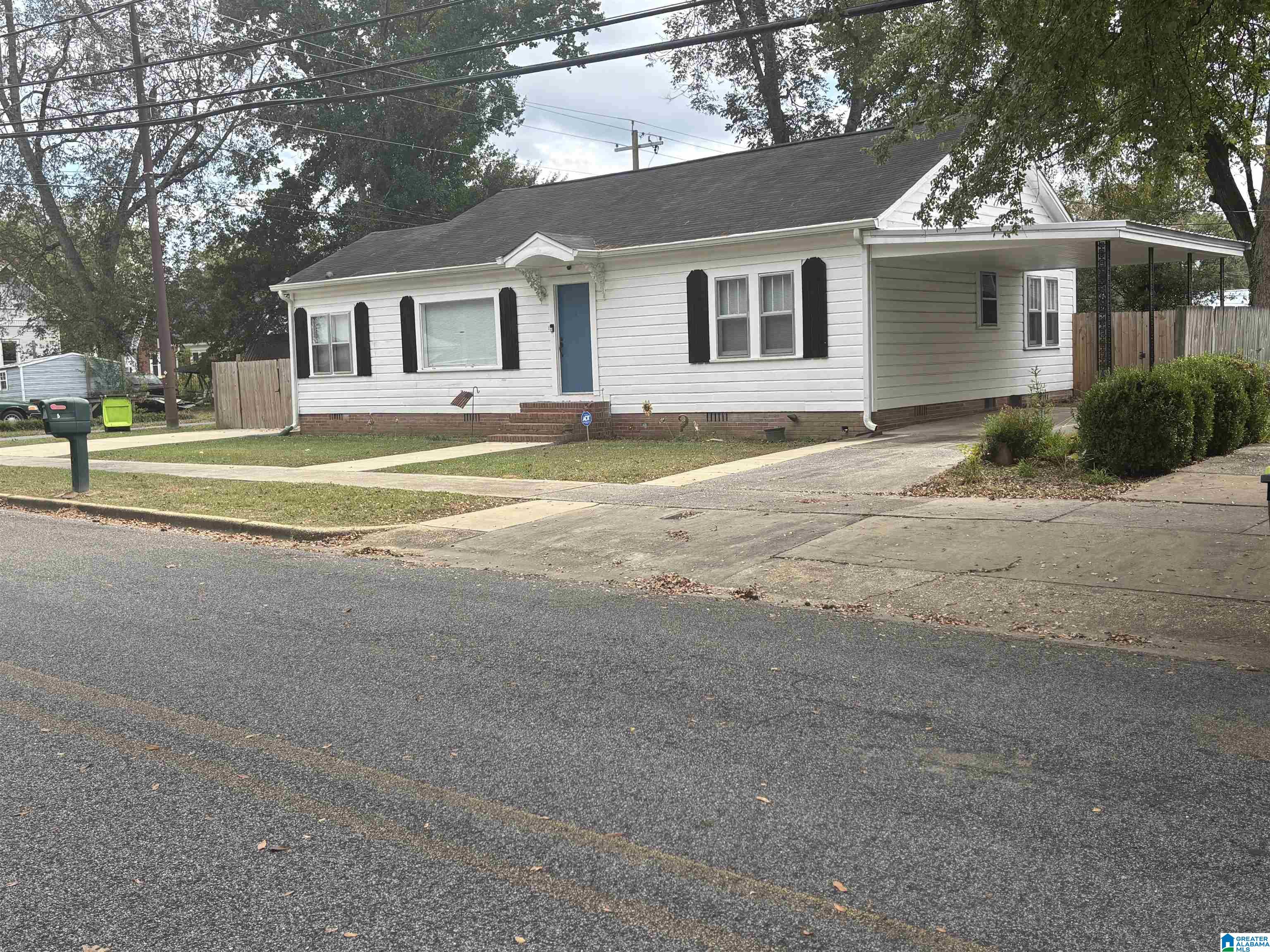Photo 1 of 15 — 5 W WALNUT STREET, SYLACAUGA, AL 35150