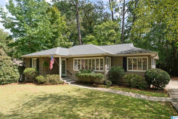 107 WINDHAVEN RD, BIRMINGHAM, AL 35209 - Image 92d37e4e3ba3bf1ea579a38e991bf659/3042804557