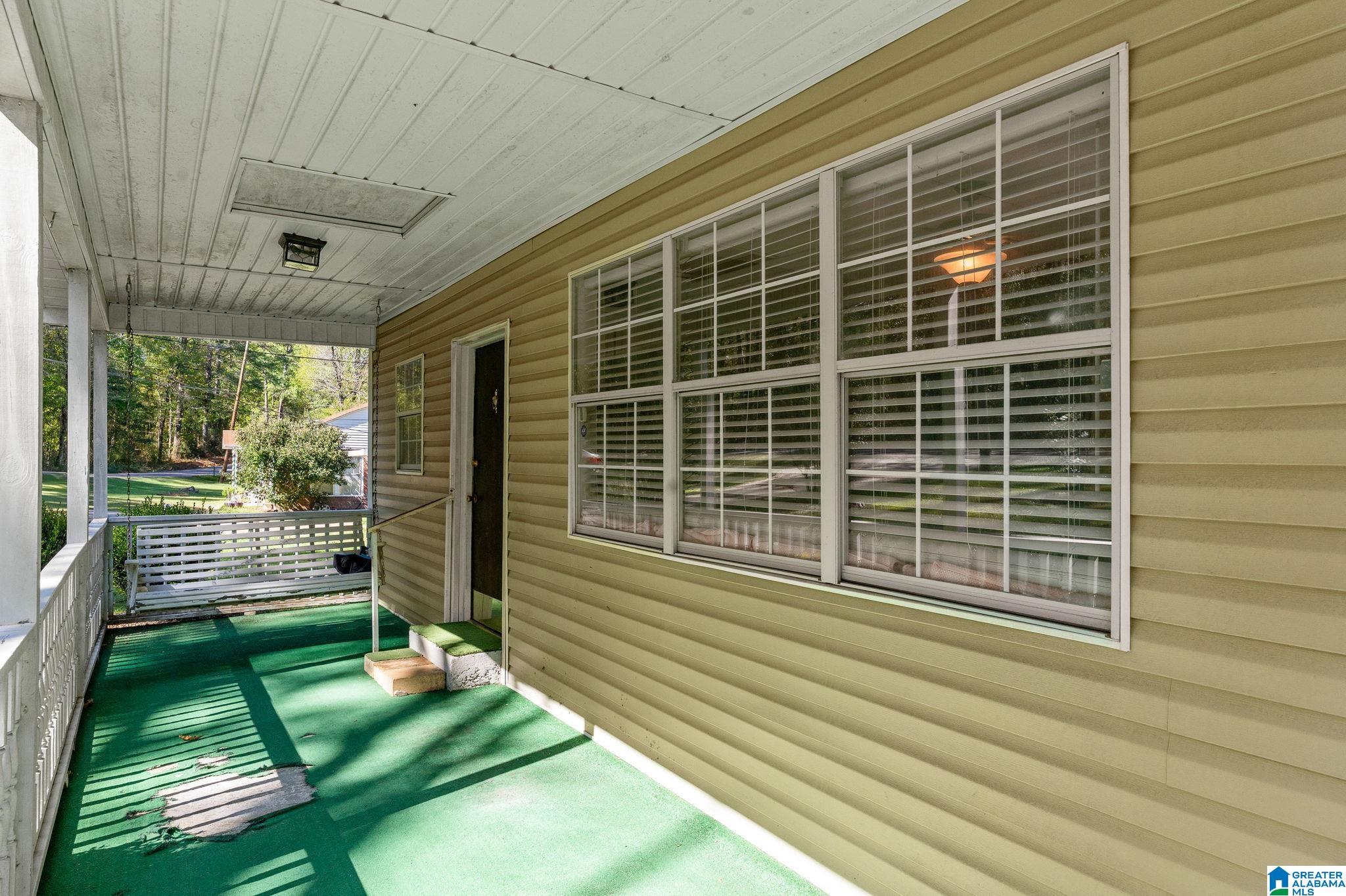 601 PINEWOOD AVENUE