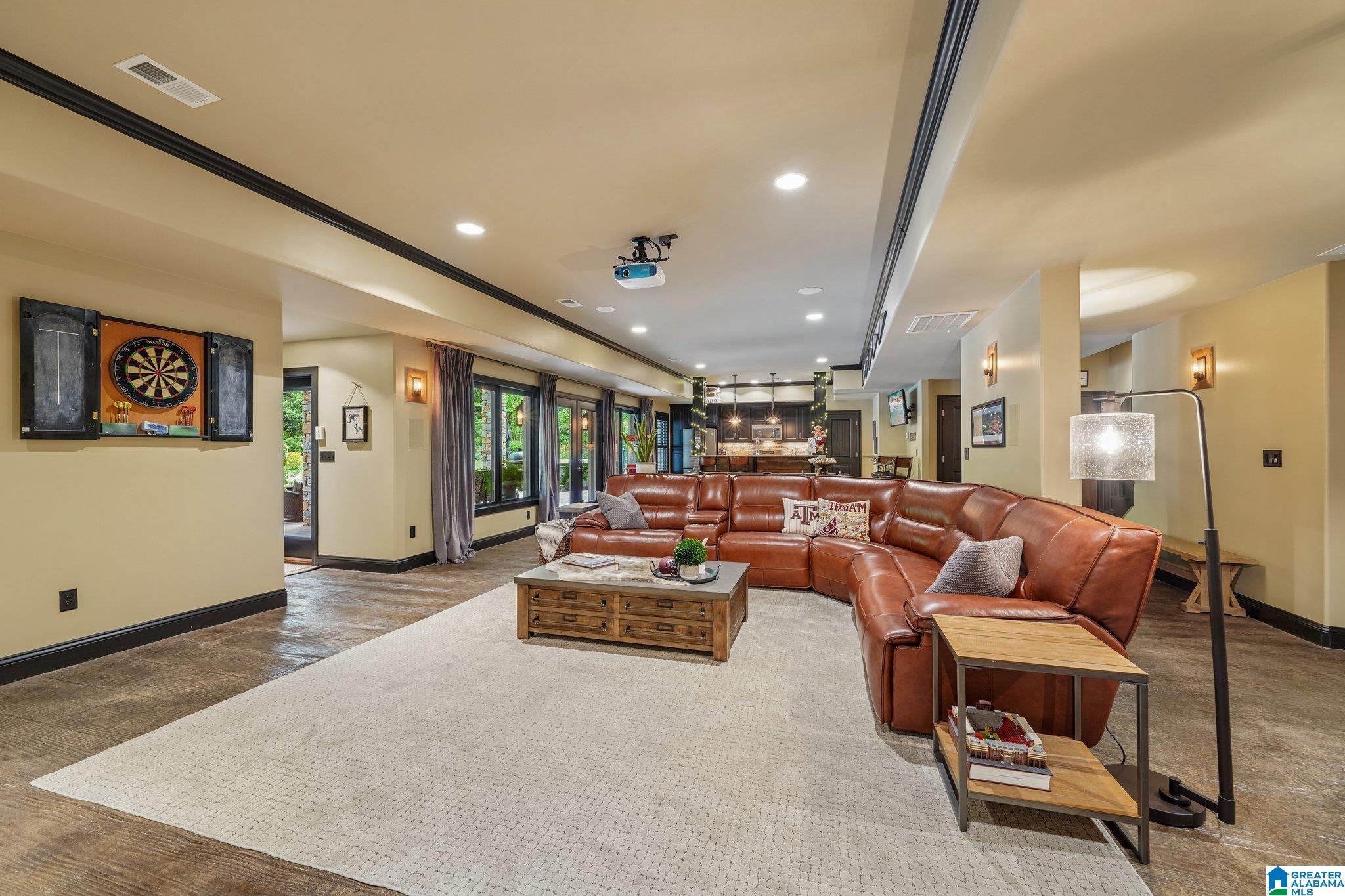 336 STONEGATE DRIVE