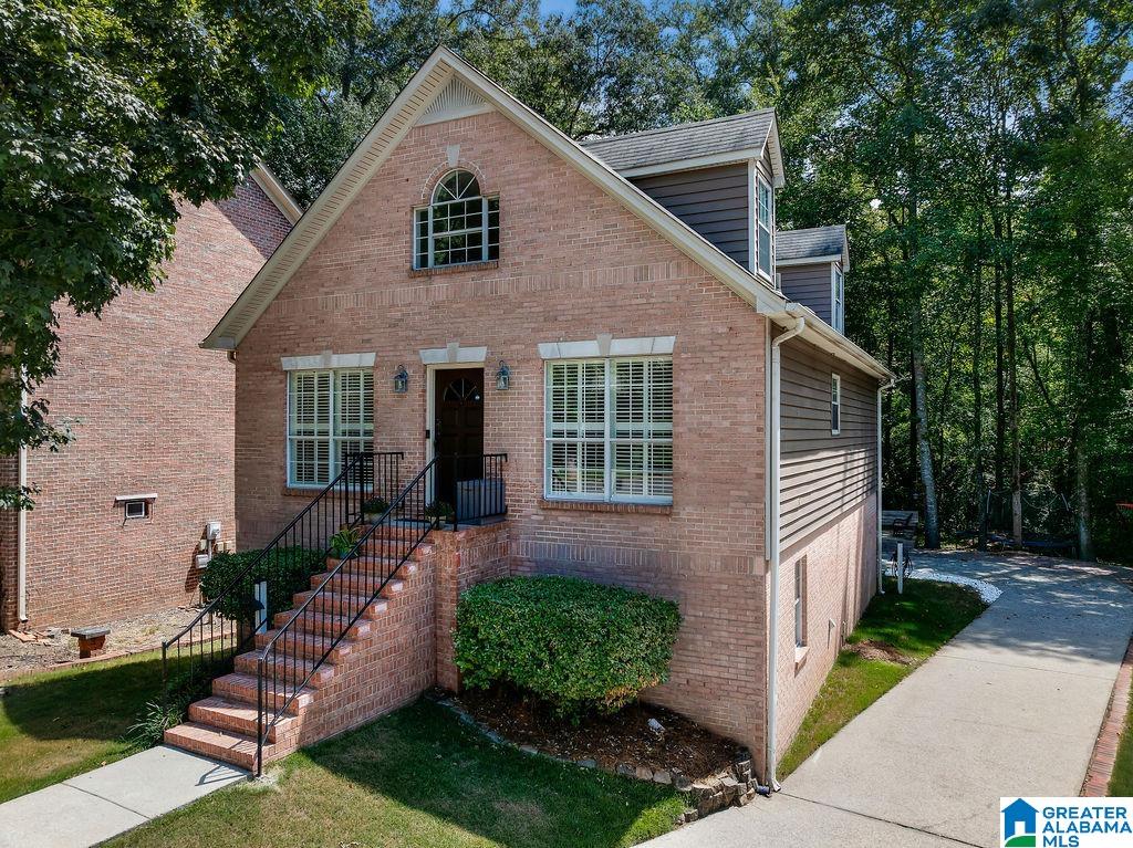 2613 VESTBROOK CIRCLE