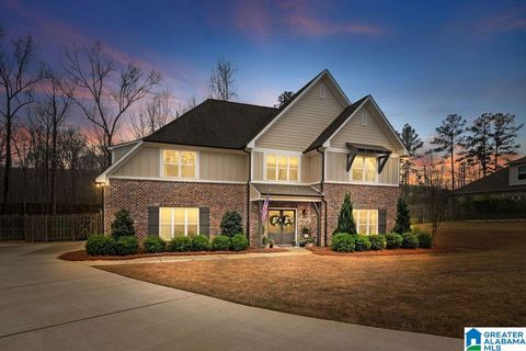212 BIRKDALE CIRCLE PELHAM AL 35124