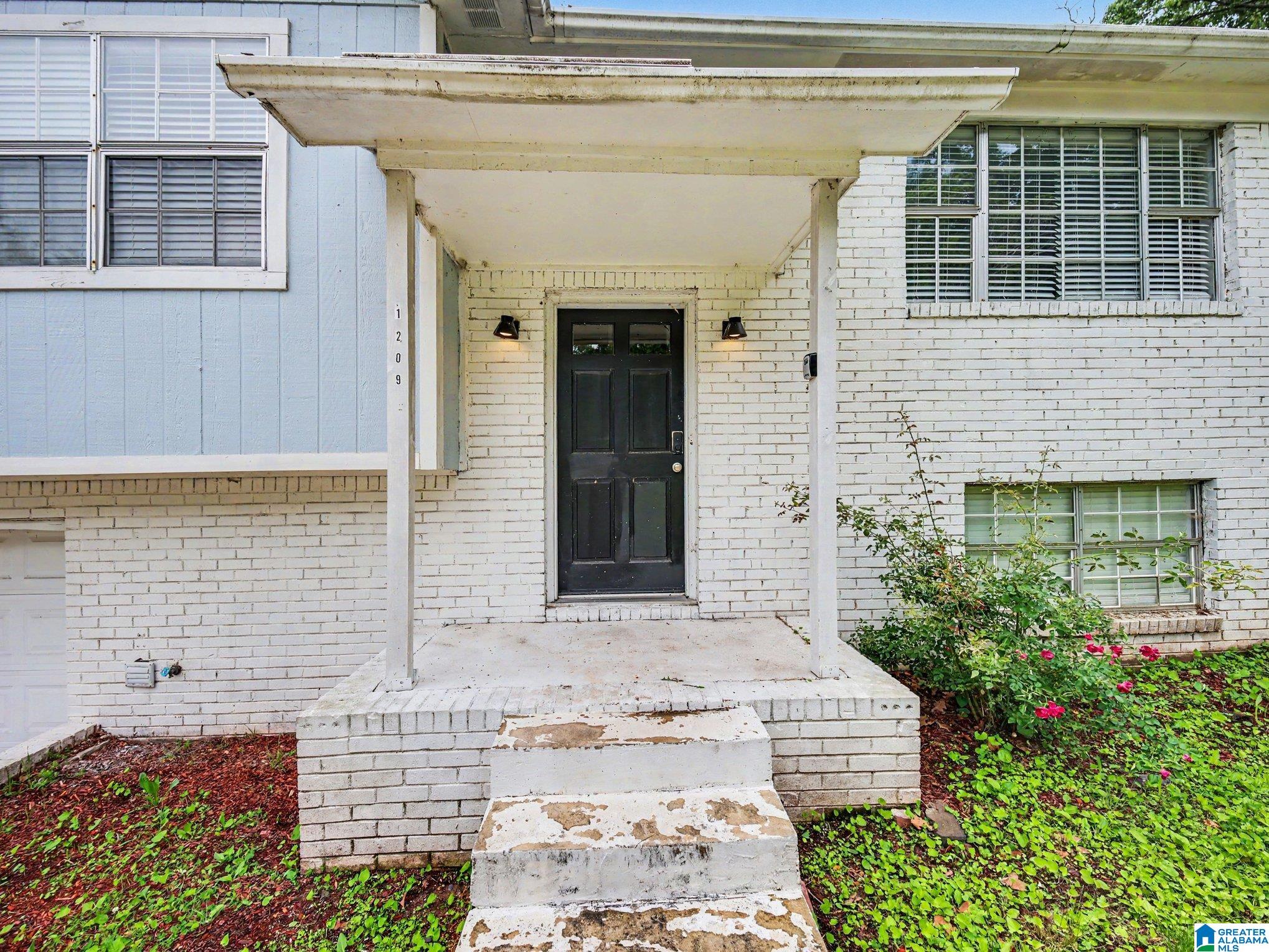 1209 WESTRIDGE LANE